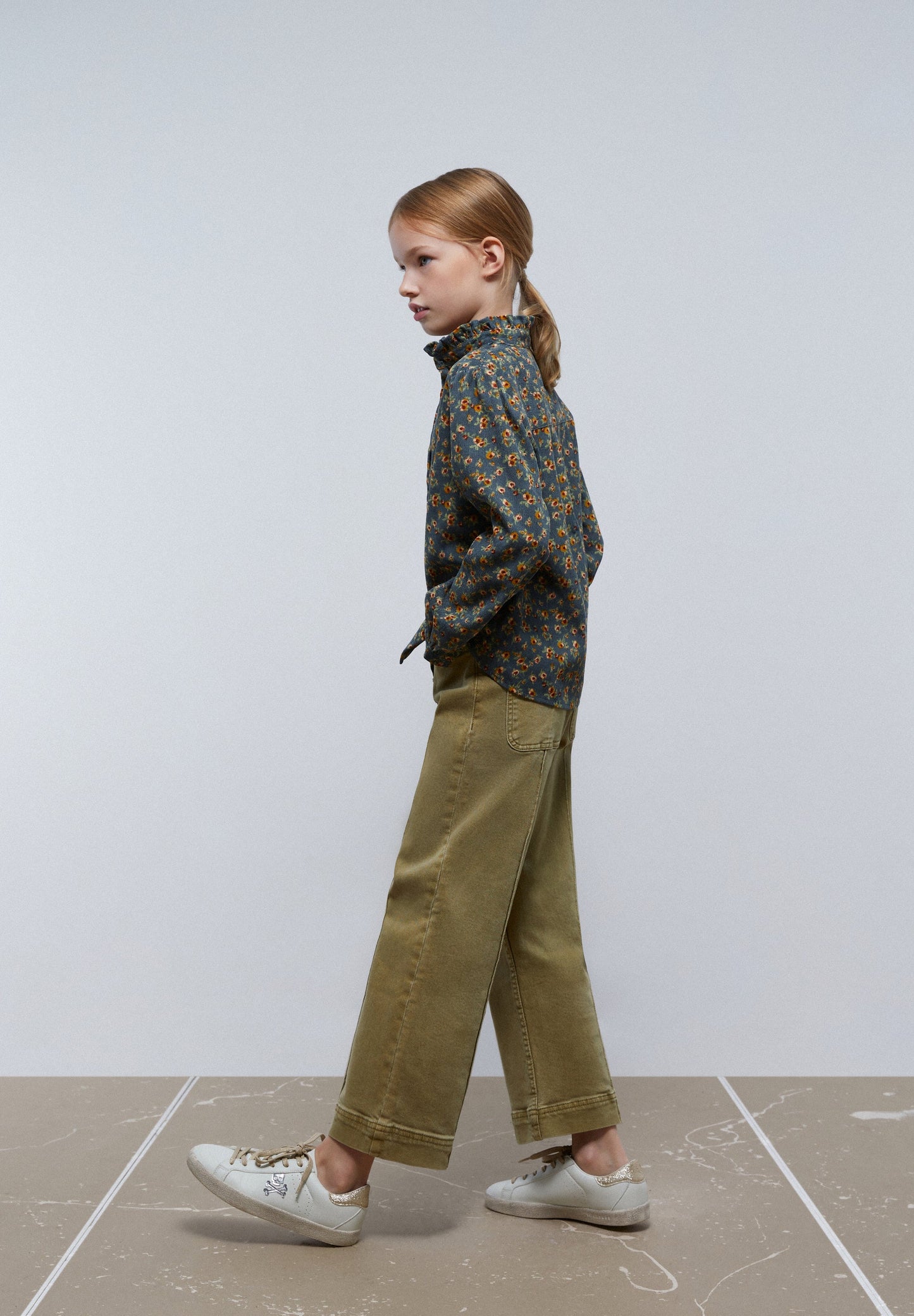 MICRO CORDUROY FLORAL BLOUSE