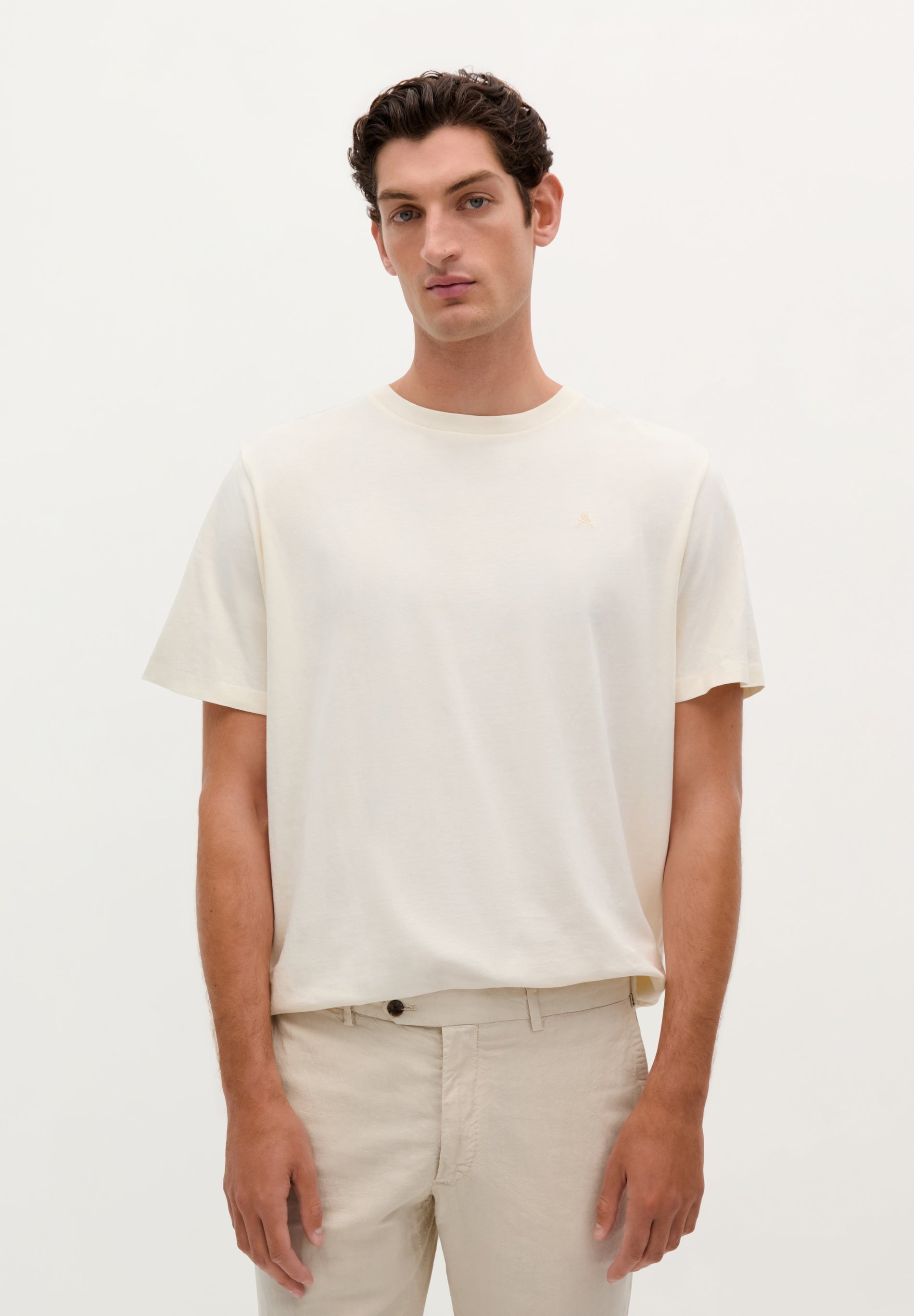 EMBROIDERED SKULL T-SHIRT