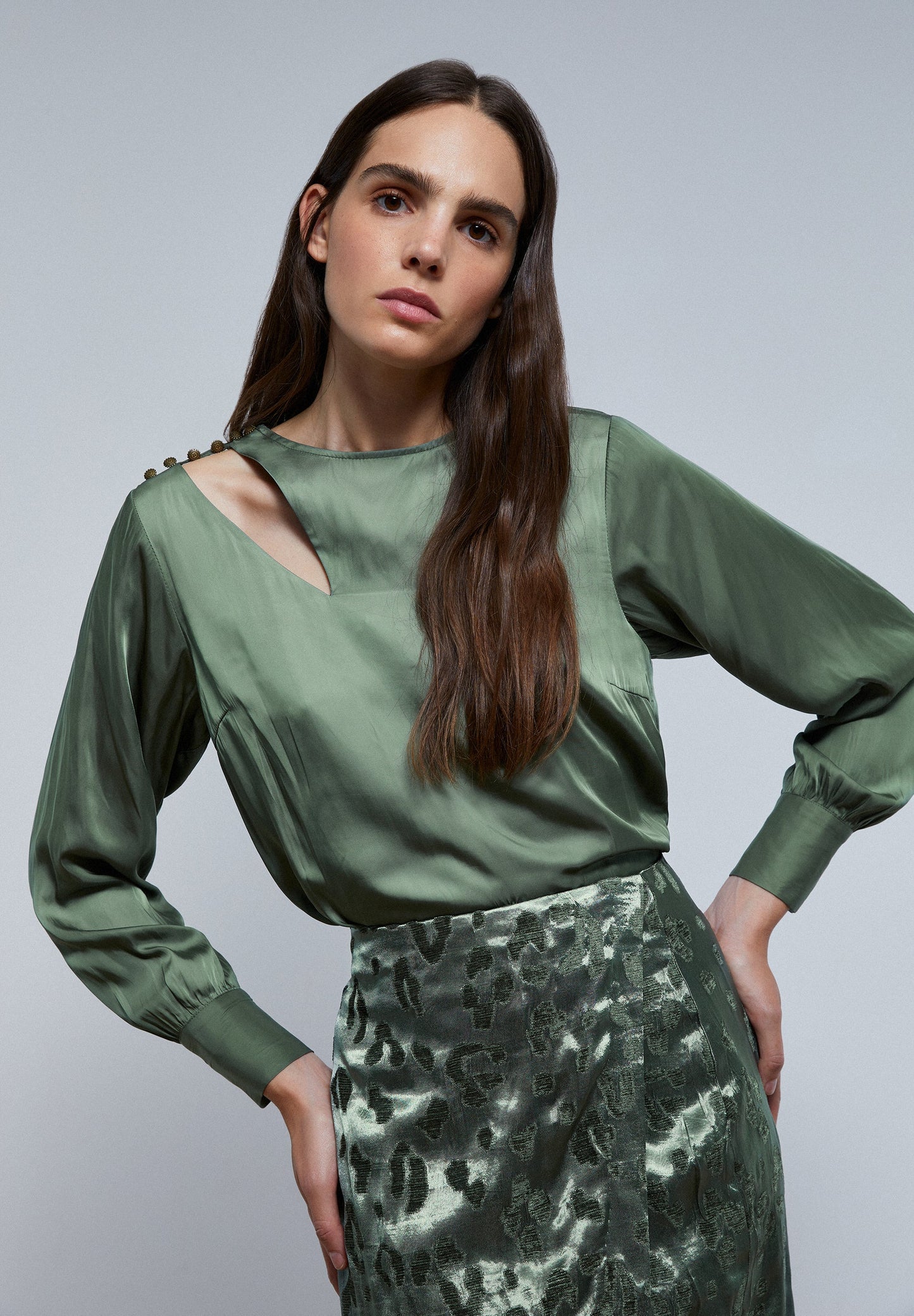 SATIN BLOUSE WITH SHOULDER SLIT