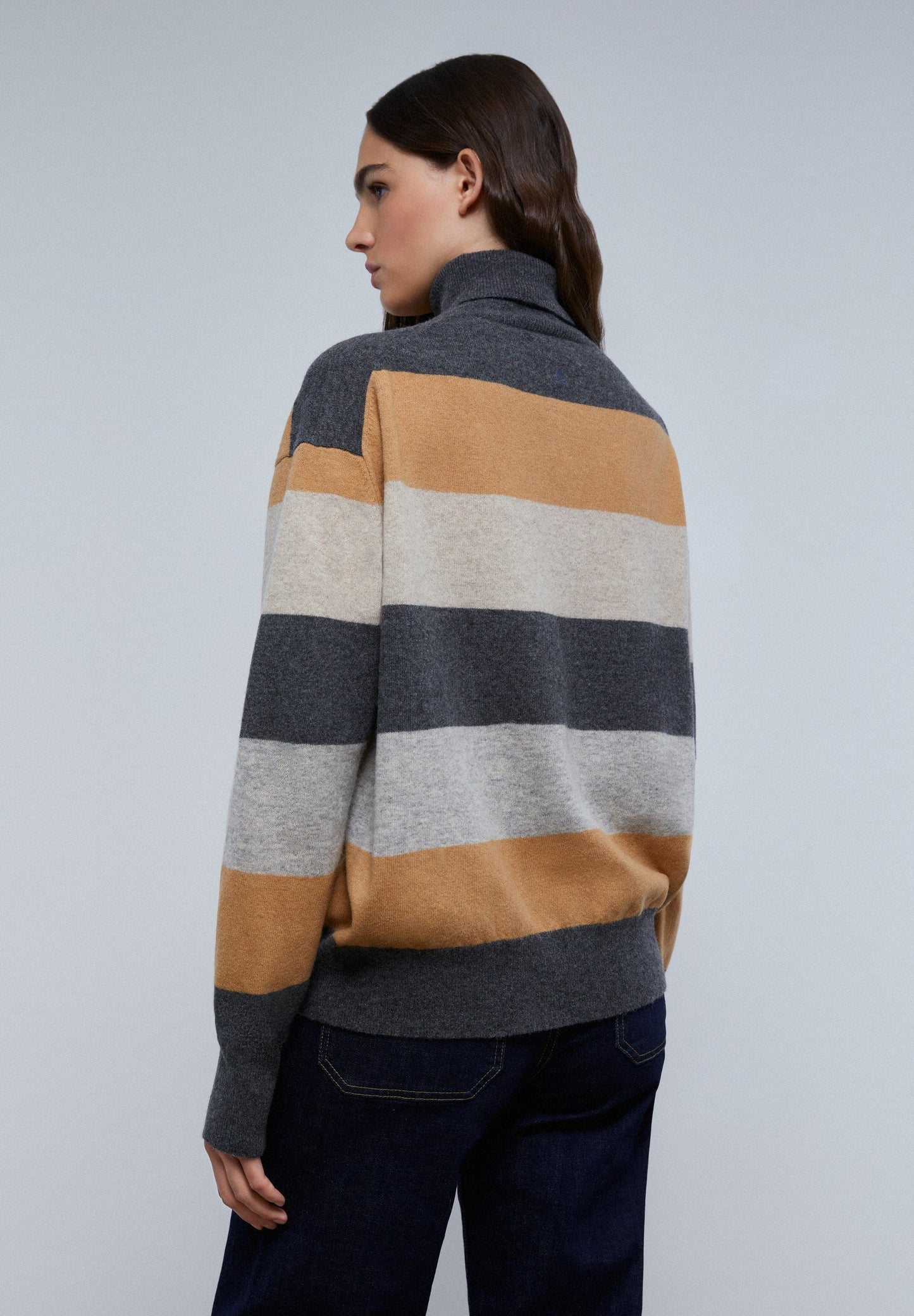 HIGH NECK KNIT JUMPER