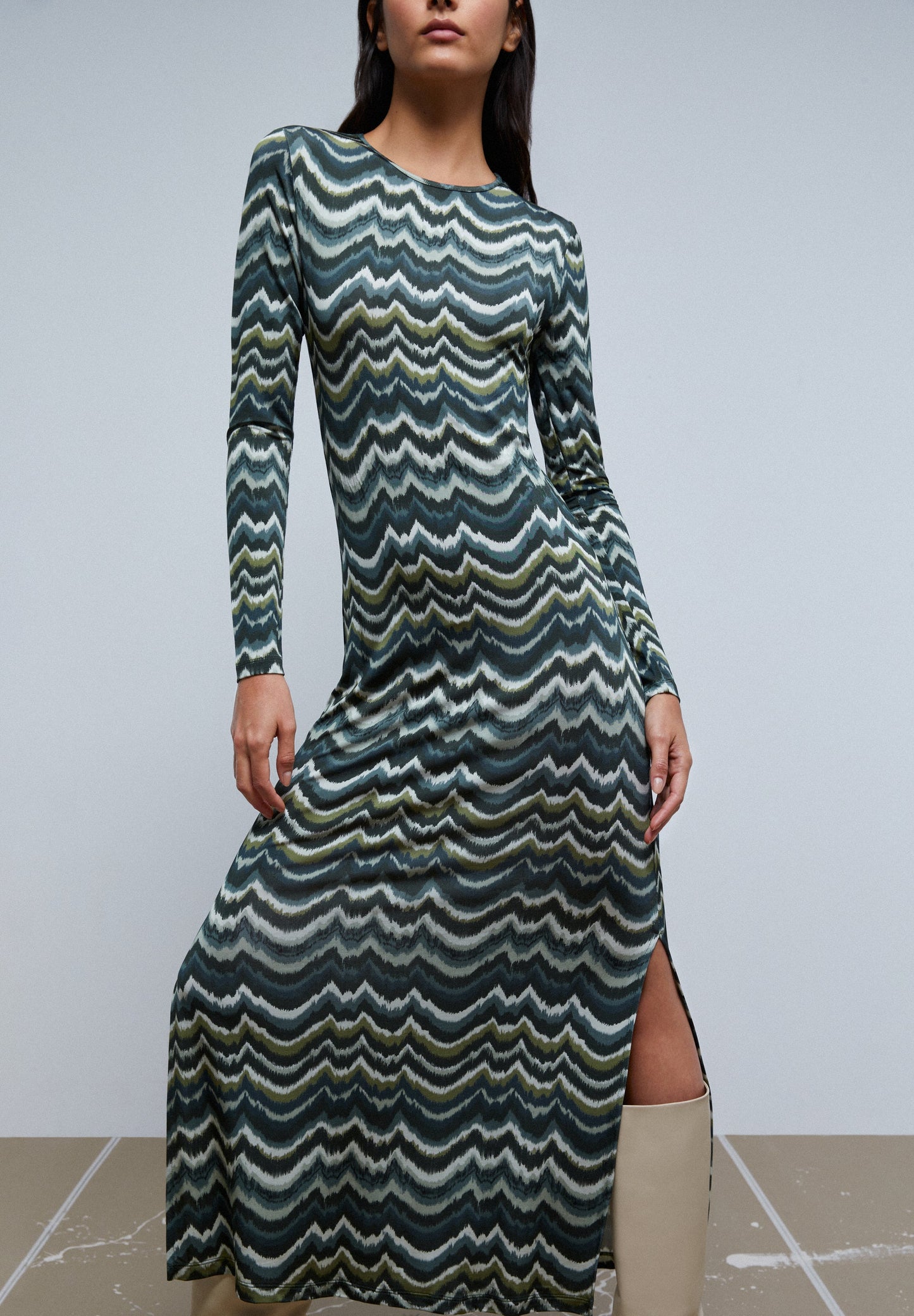 MIDI DRESS WITH BACK VENT