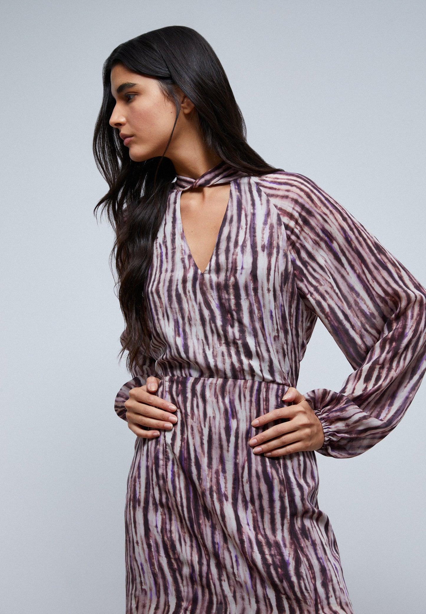 TIE-DYE DRESS WITH BOW ON THE NECKLINE