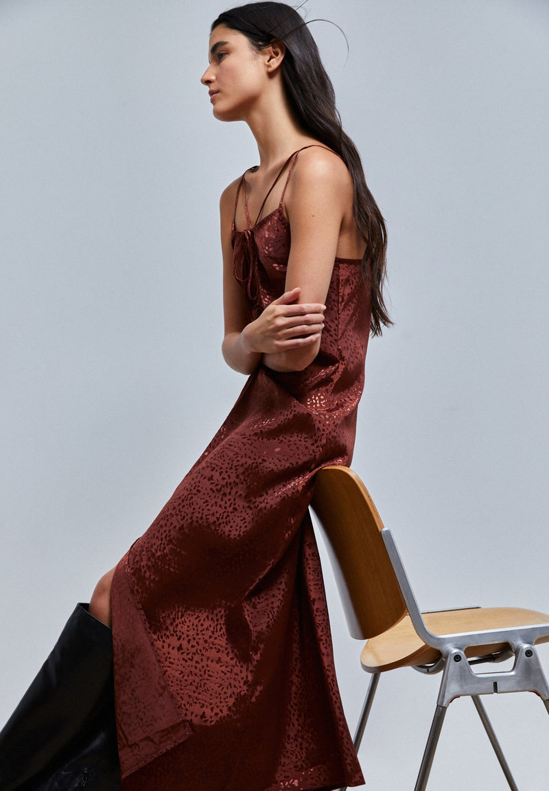 SLIP TRIZE DRESS