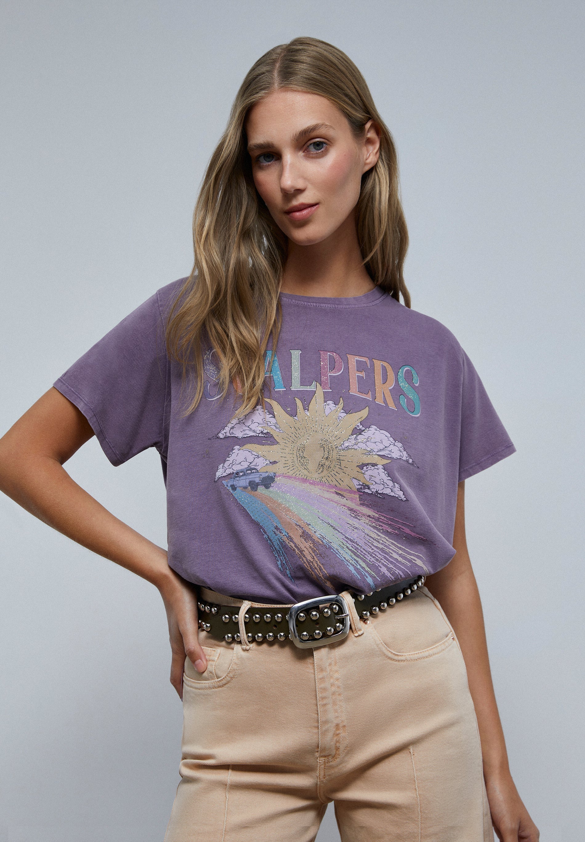 BELT WITH STUDS AND LARGE BUCKLE