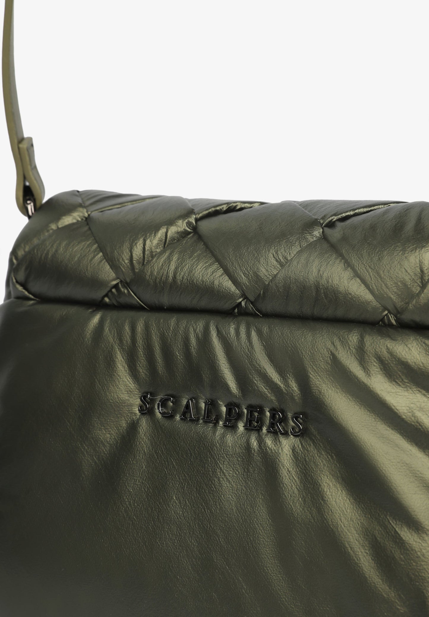 QUILTED BAG WITH MULTIPOSITION HANDLE