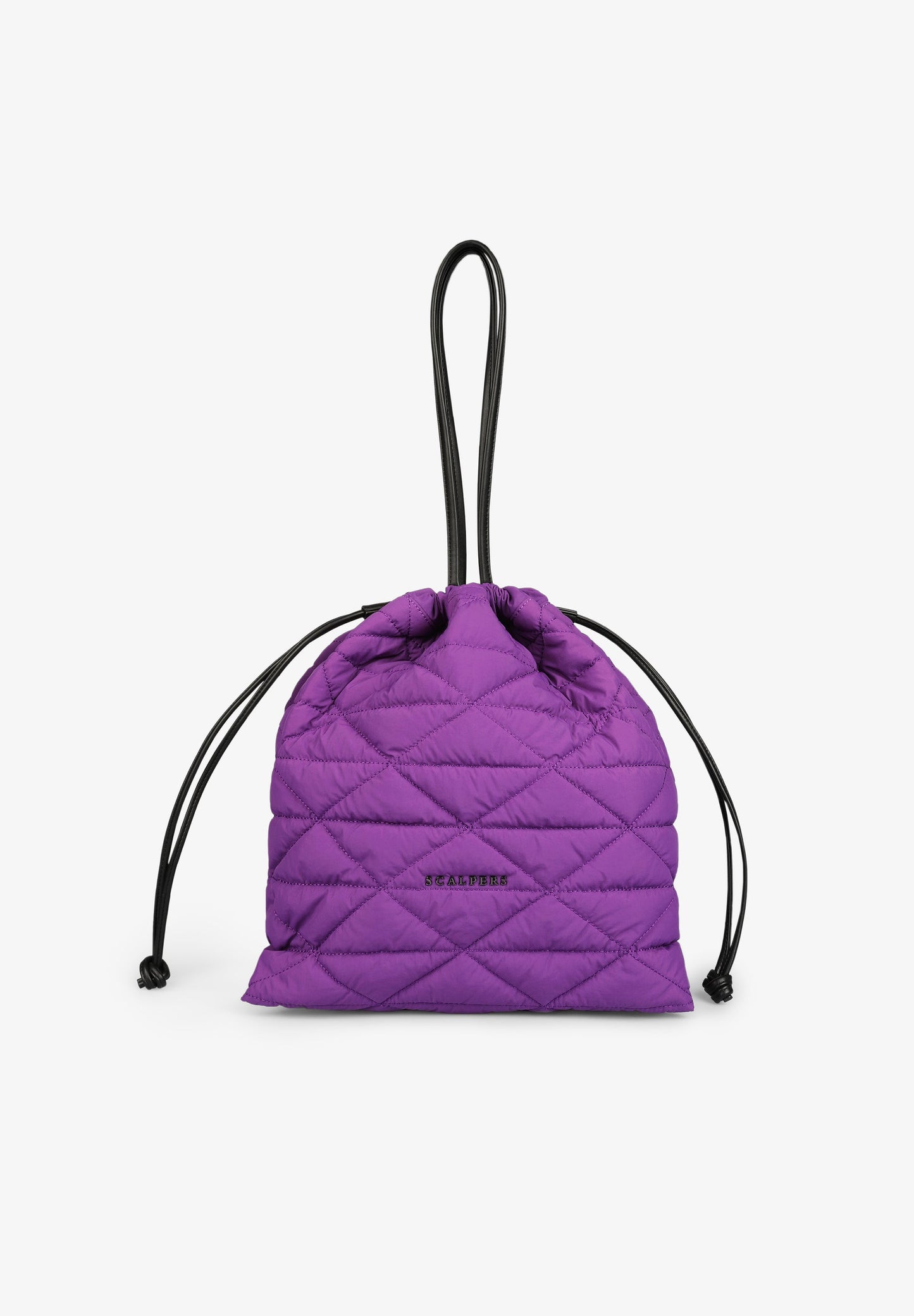 QUILTED BUCKET BAG