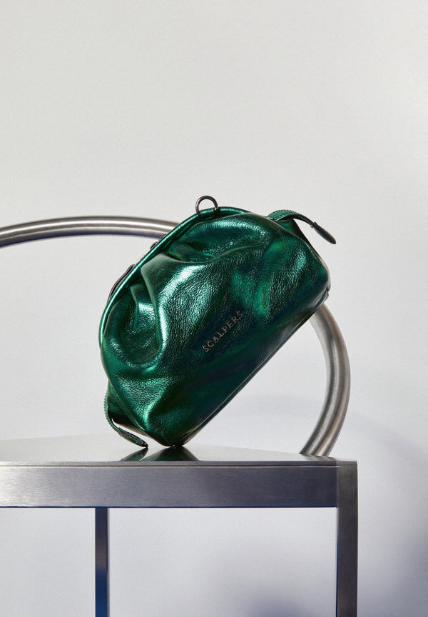 METALLIC CLUTCH BAG