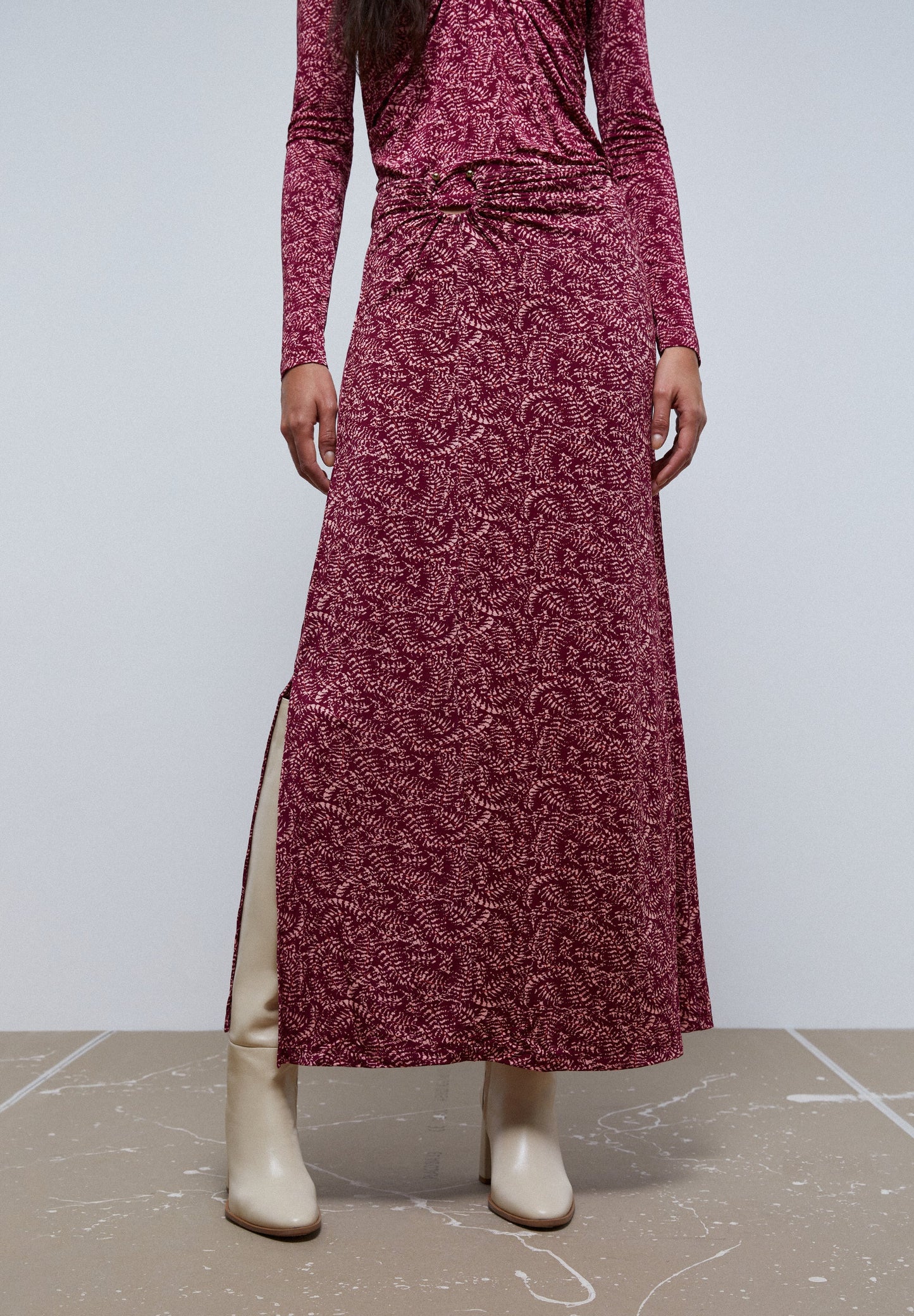 MIDI SKIRT WITH WAIST DETAIL