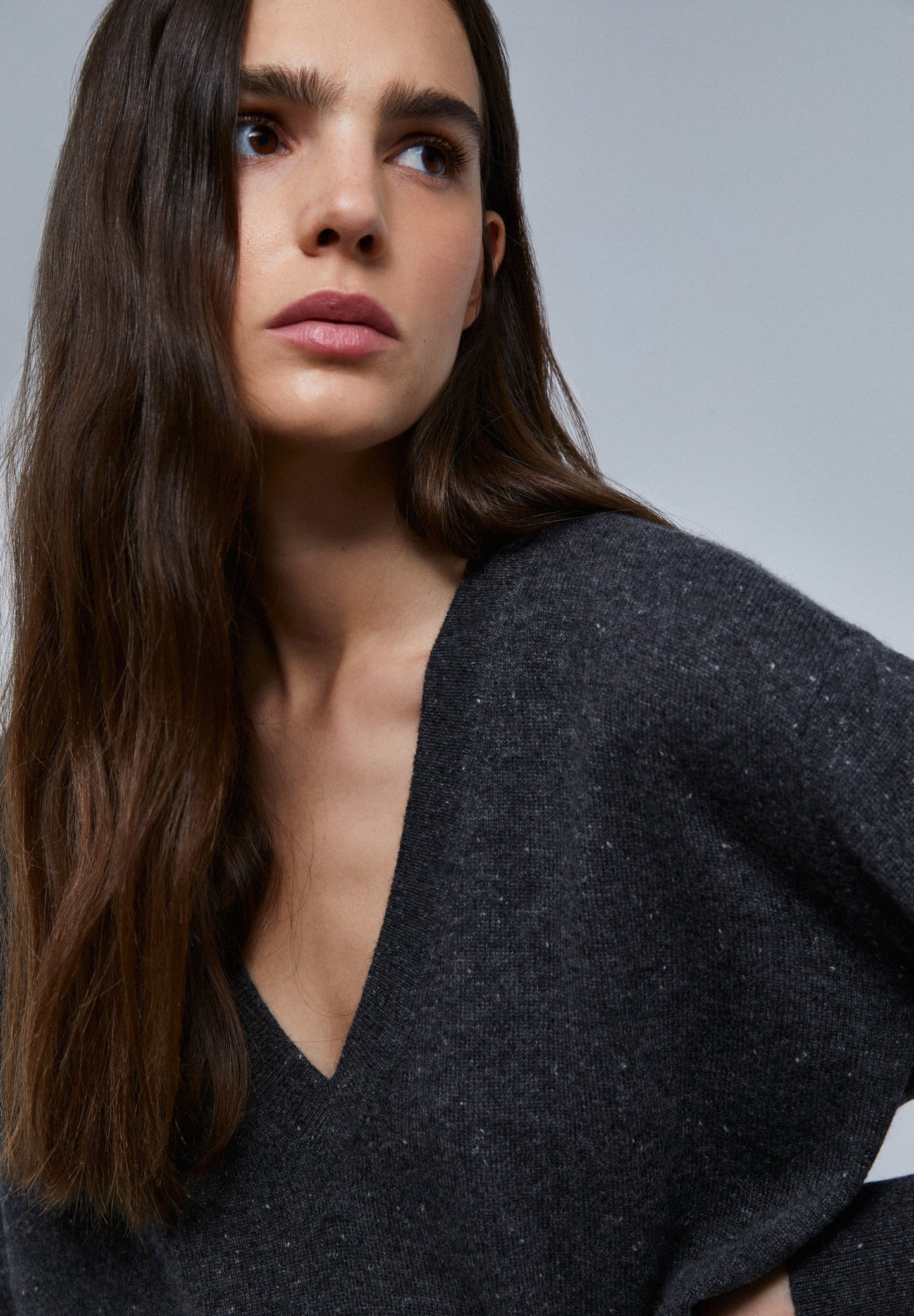 CASHMERE KNIT SWEATER