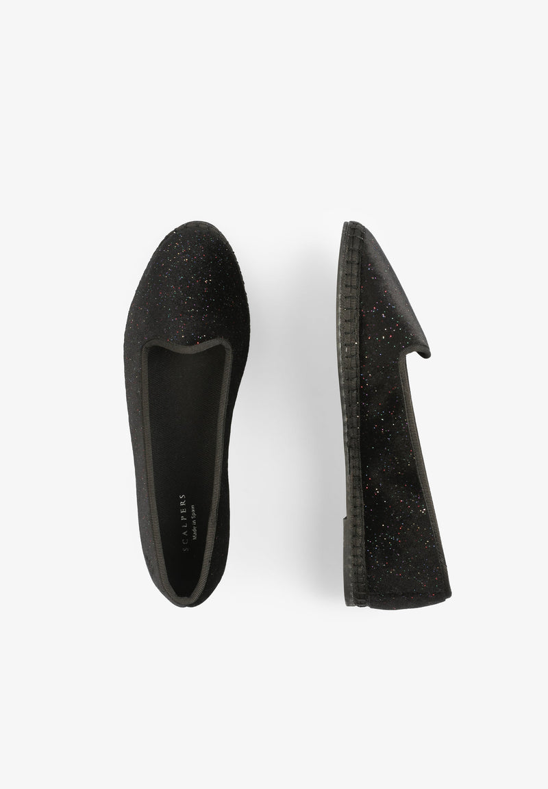 VELVET SLIPPERS