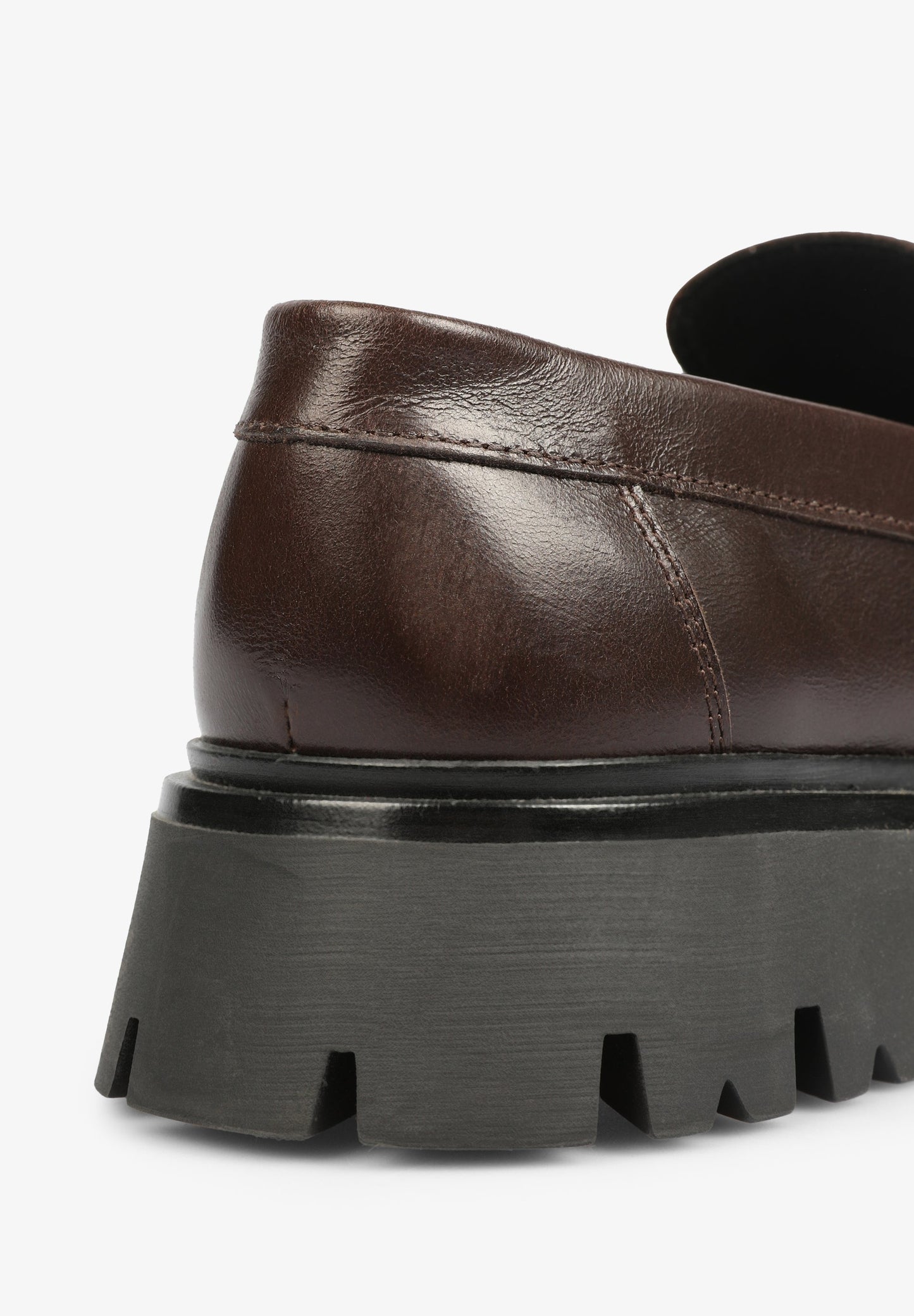 LEATHER LOAFERS