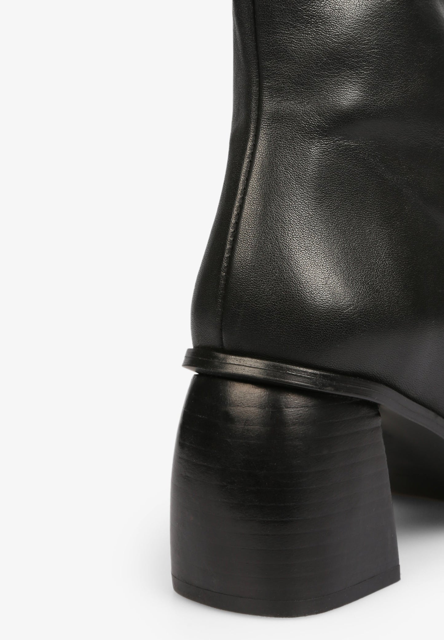 HIGH HEELED ANKLE BOOTS WITH SEAM DETAIL