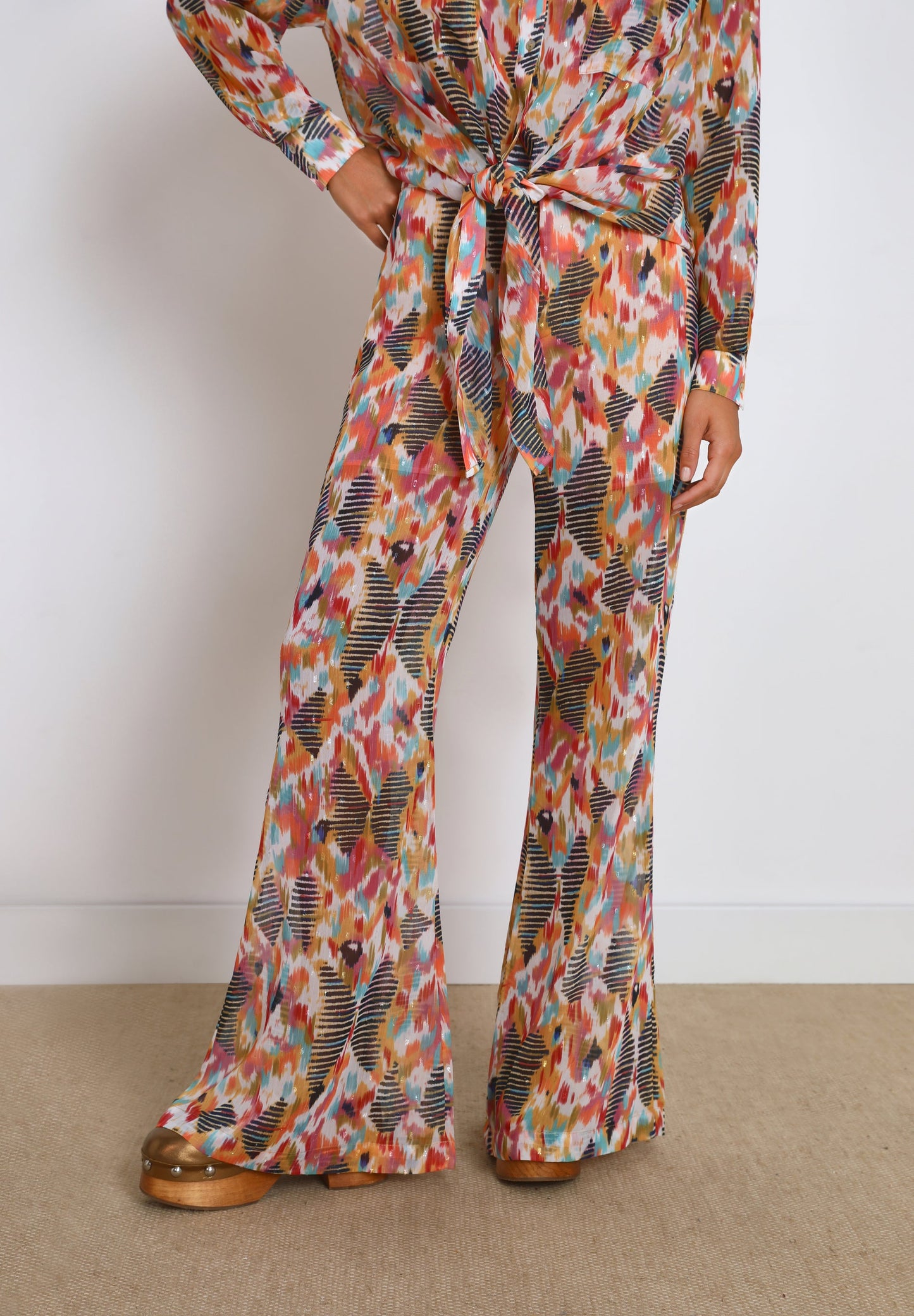 FLOWING PRINTED TROUSERS