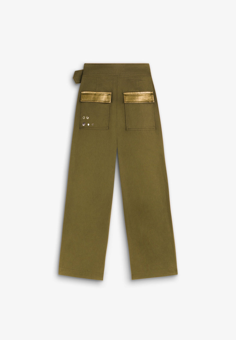 TROUSERS WITH STUD DETAILS