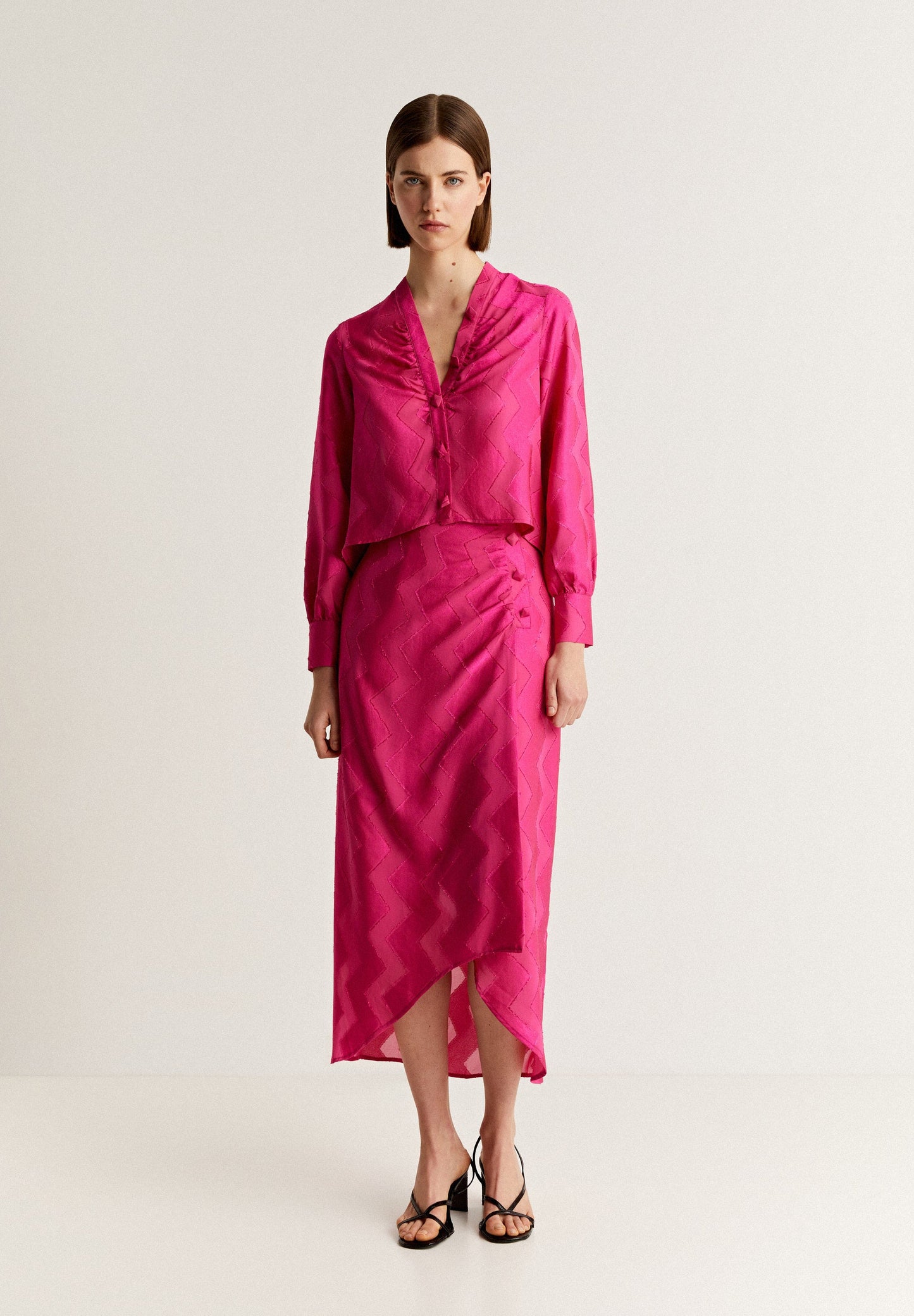 ZIGZAG JACQUARD BLOUSE