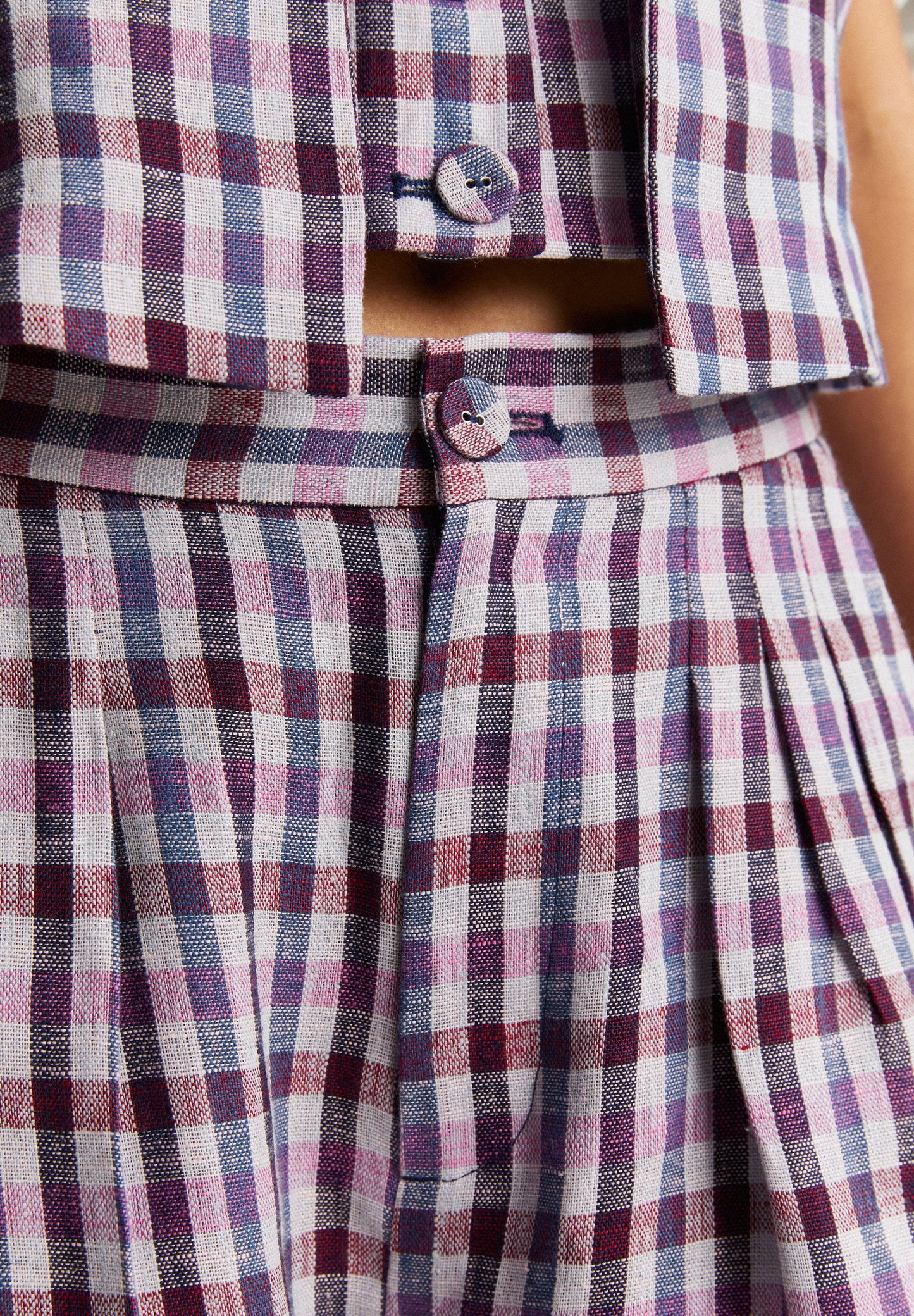 GINGHAM DART BERMUDA SHORTS
