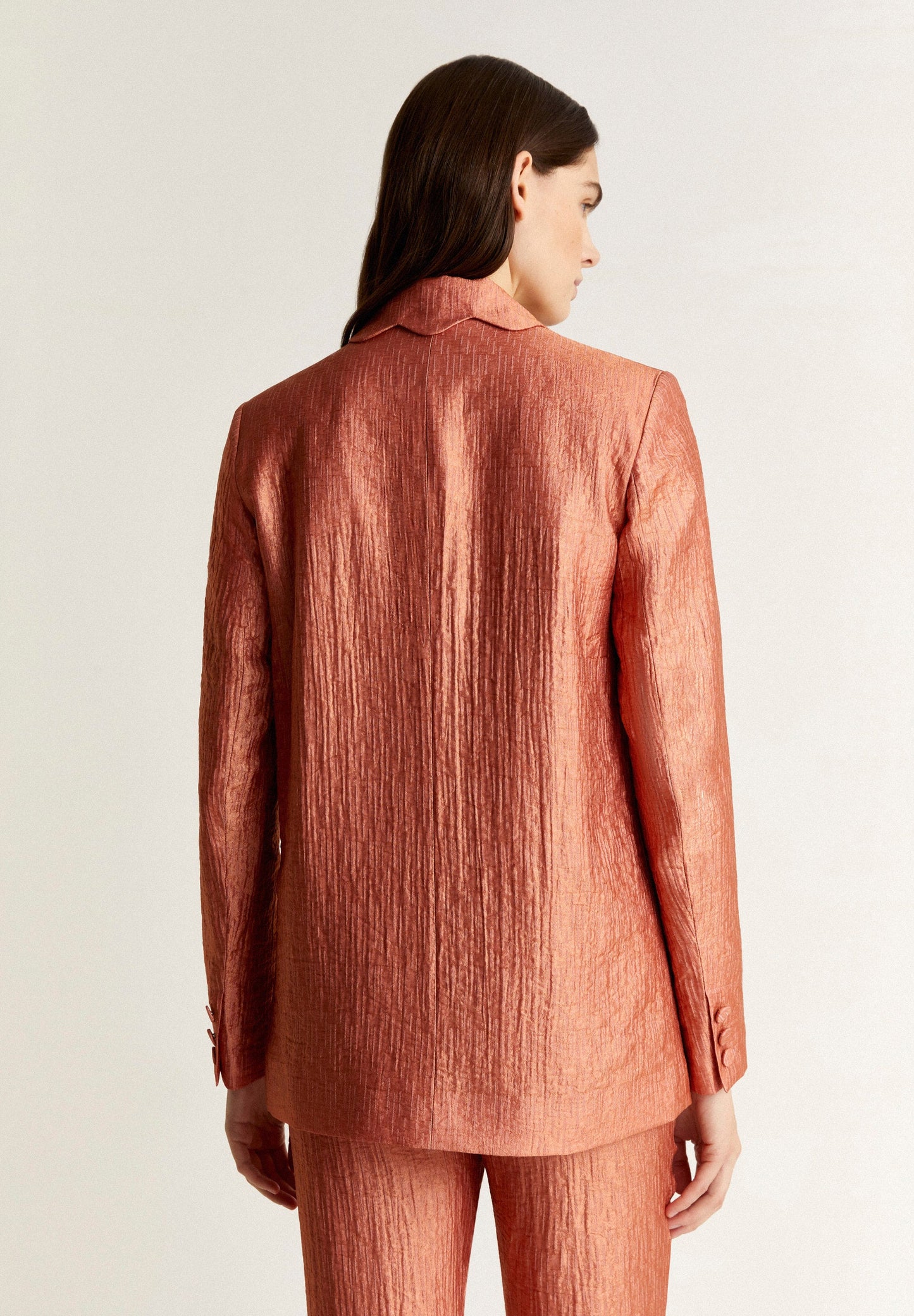 BLAZER WITH LAPELS SCALLOPED DETAIL