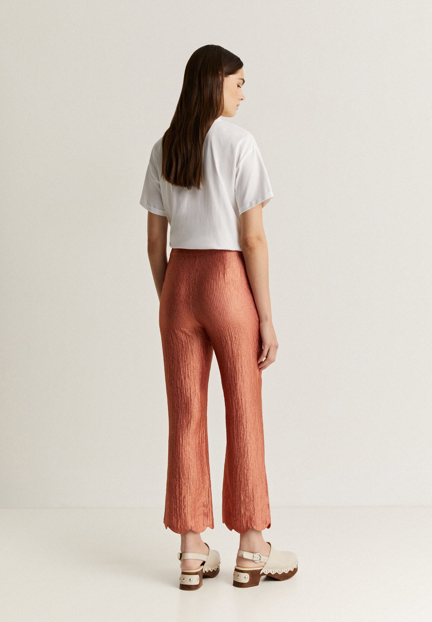 TROUSERS WITH WAVED HEM