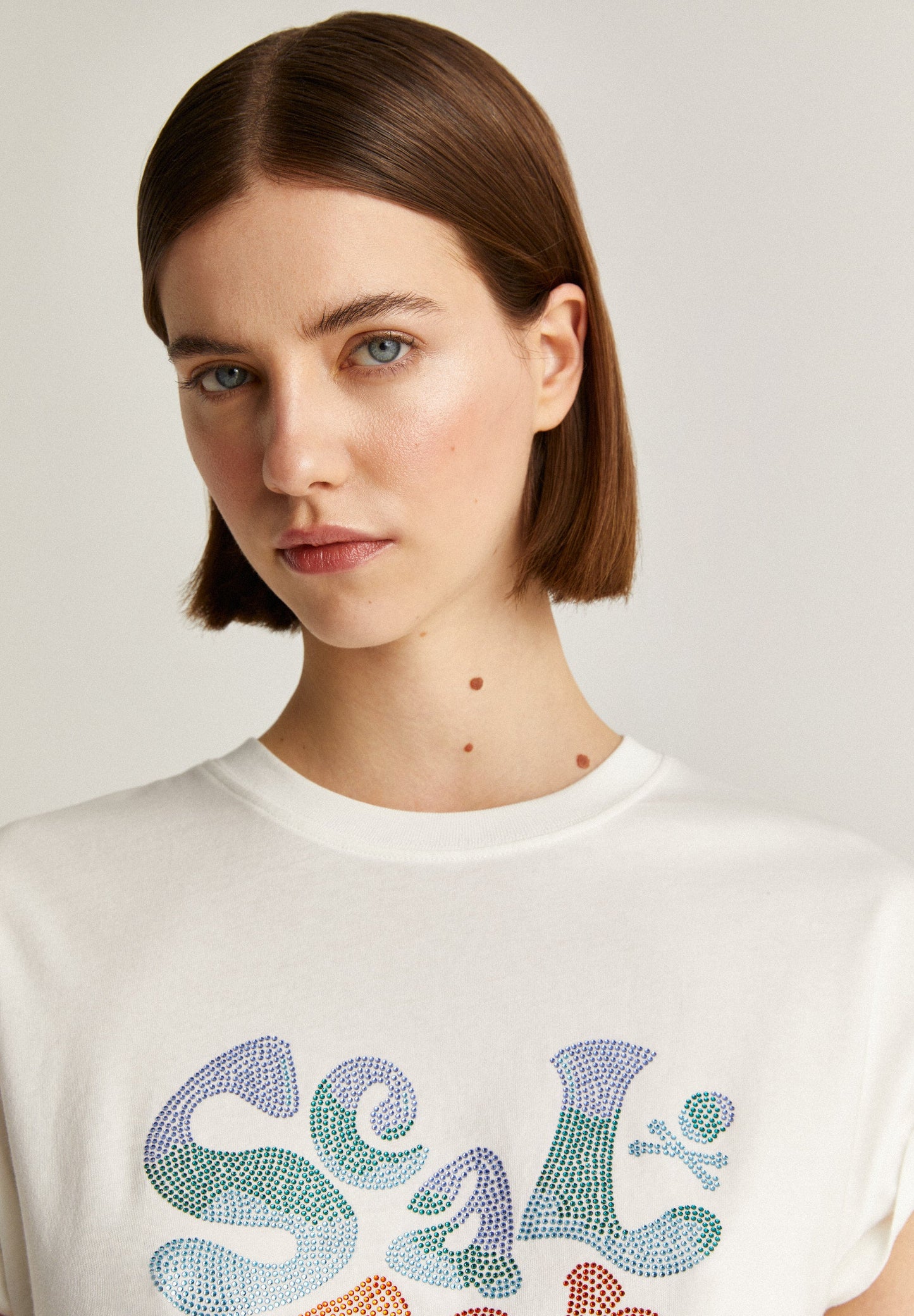 T-SHIRT WITH CRYSTAL LOGO
