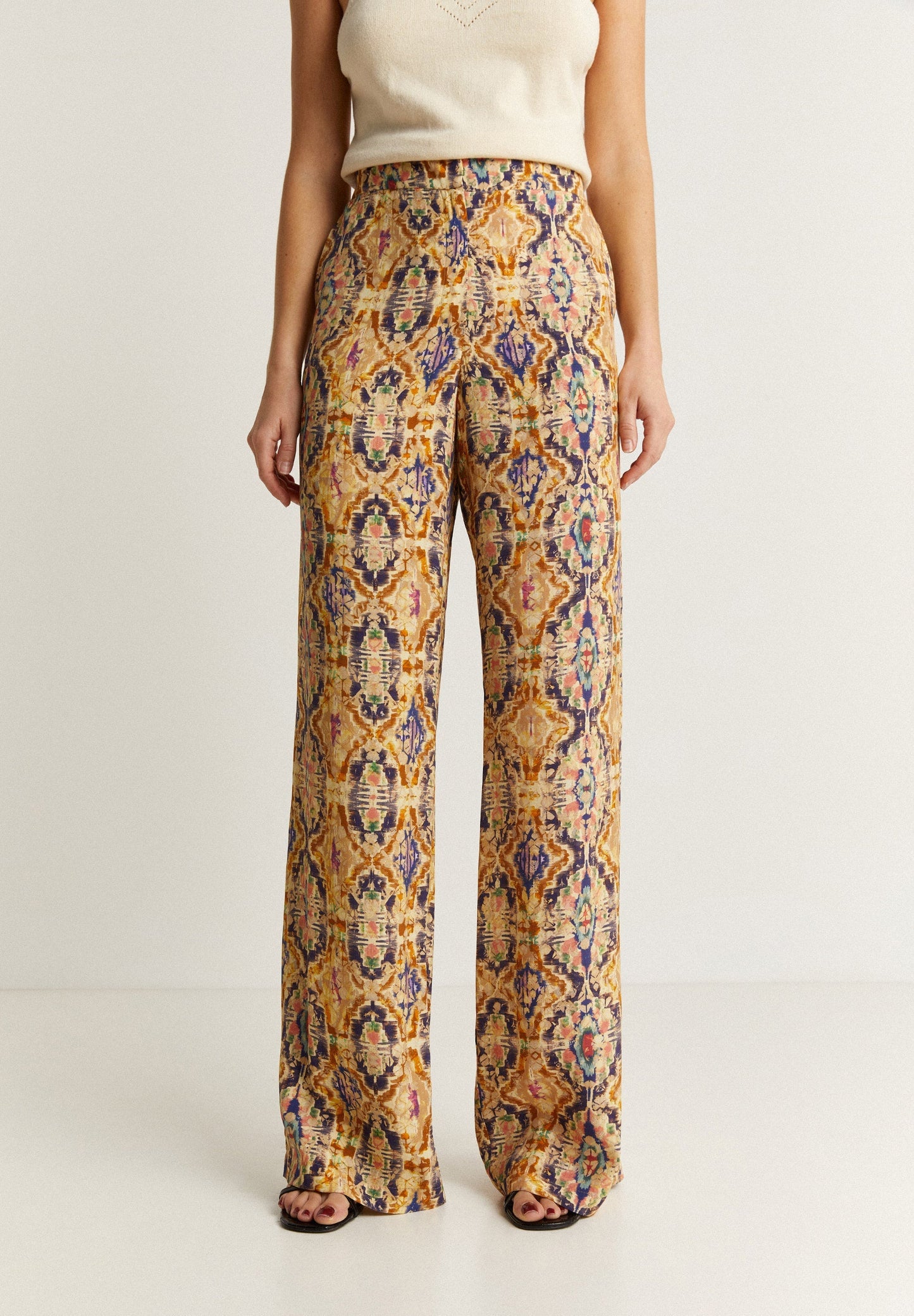 WIDE LEG FLOWING TROUSERS