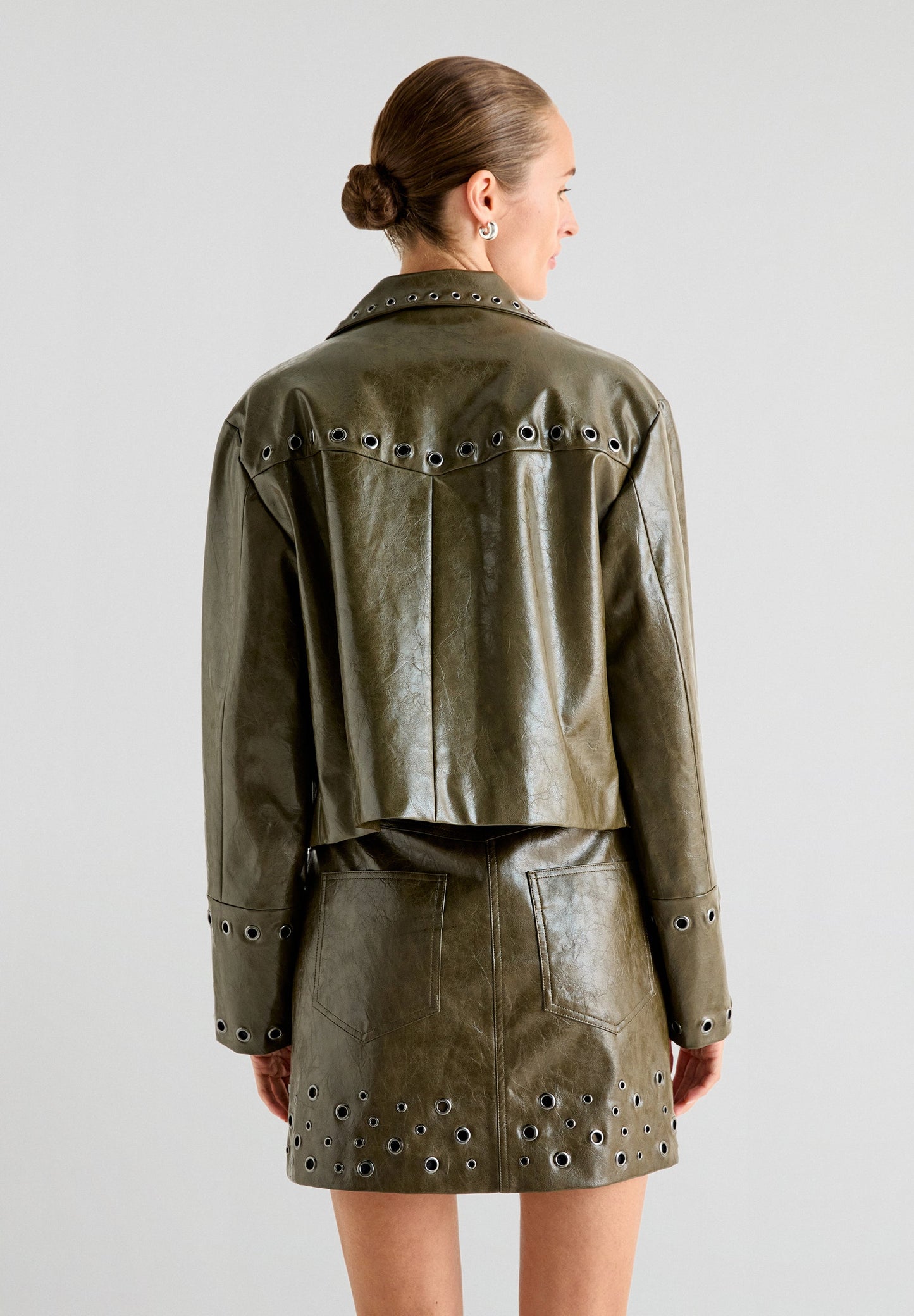 WAXED JACKET WITH EYELETS