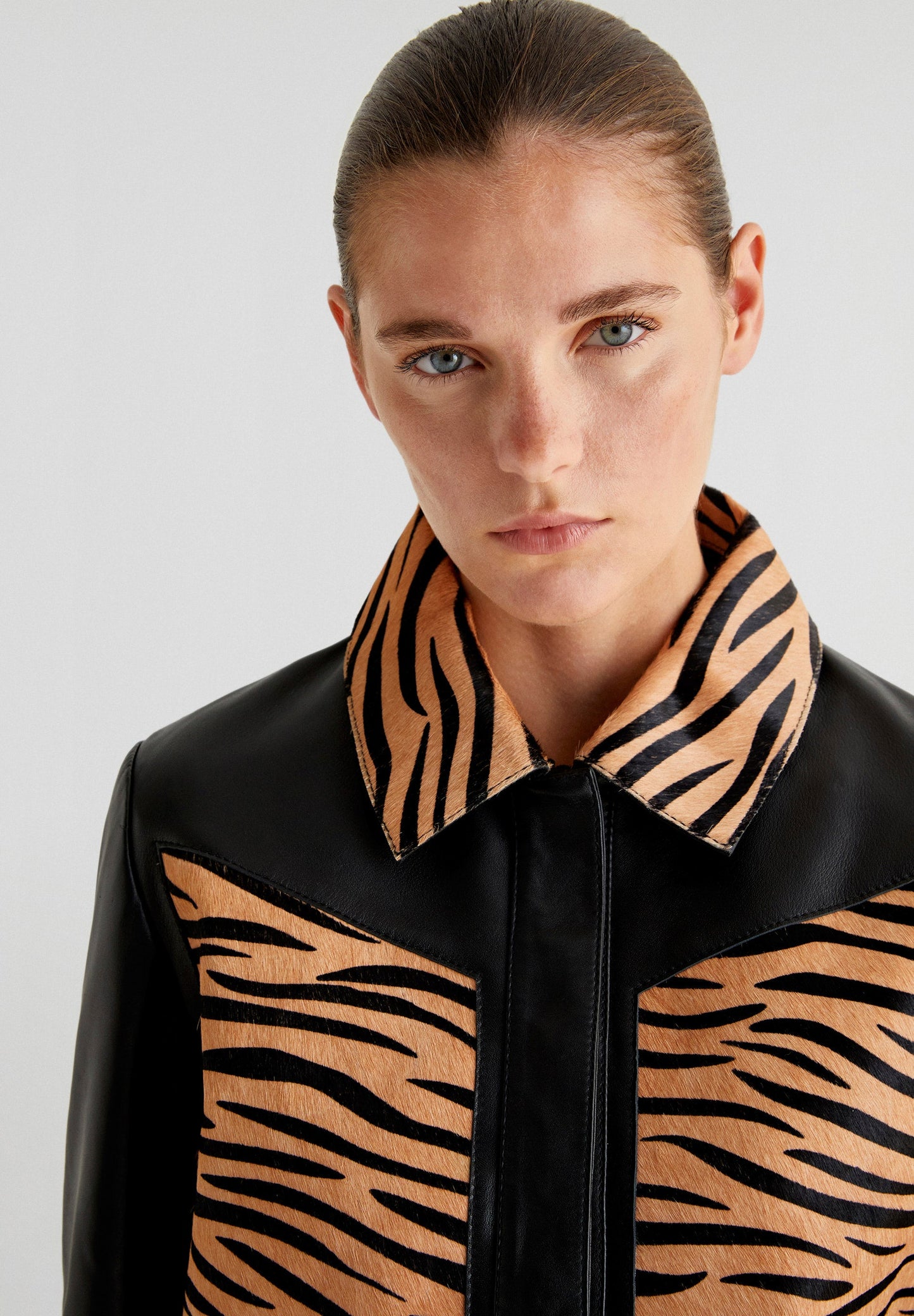 LEATHER JACKET WITH ZEBRA DETAIL