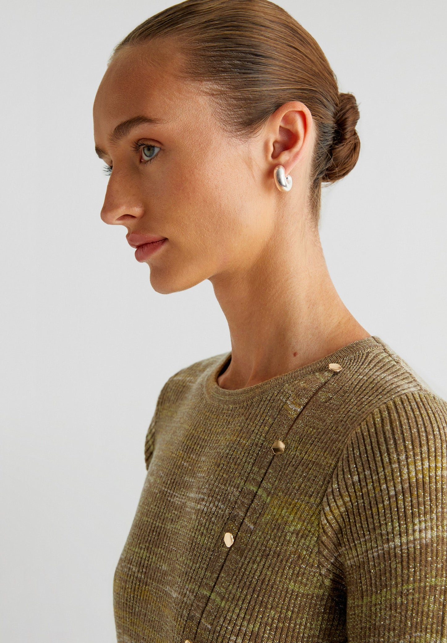 KNIT DRESS WITH BUTTONS