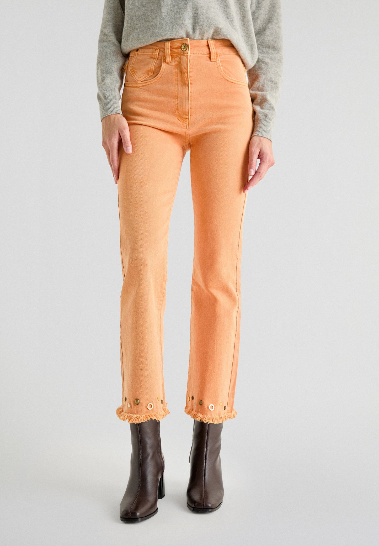 STUDS COLOR DENIM PANT