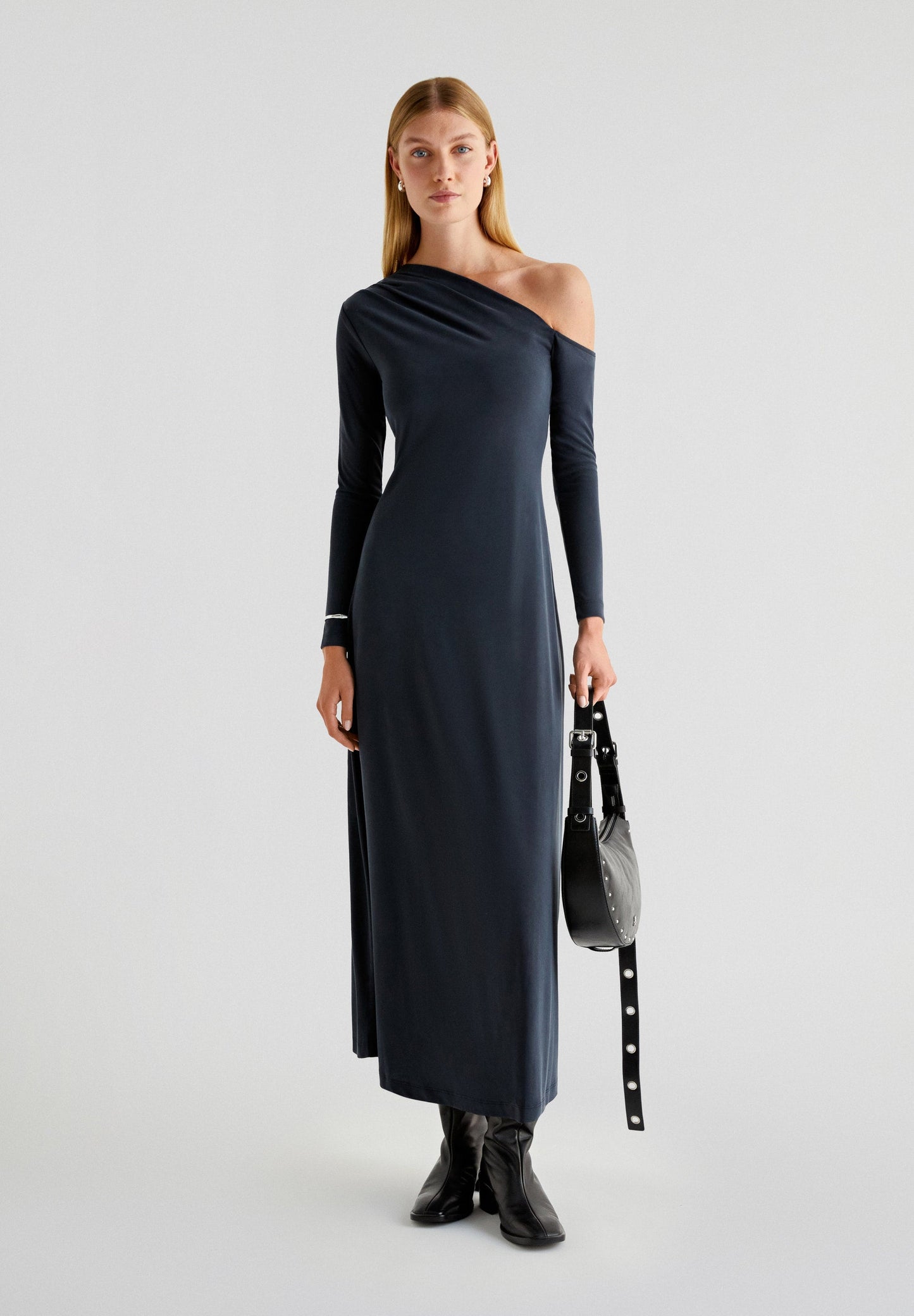 ASYMMETRIC NECKLINE DRESS