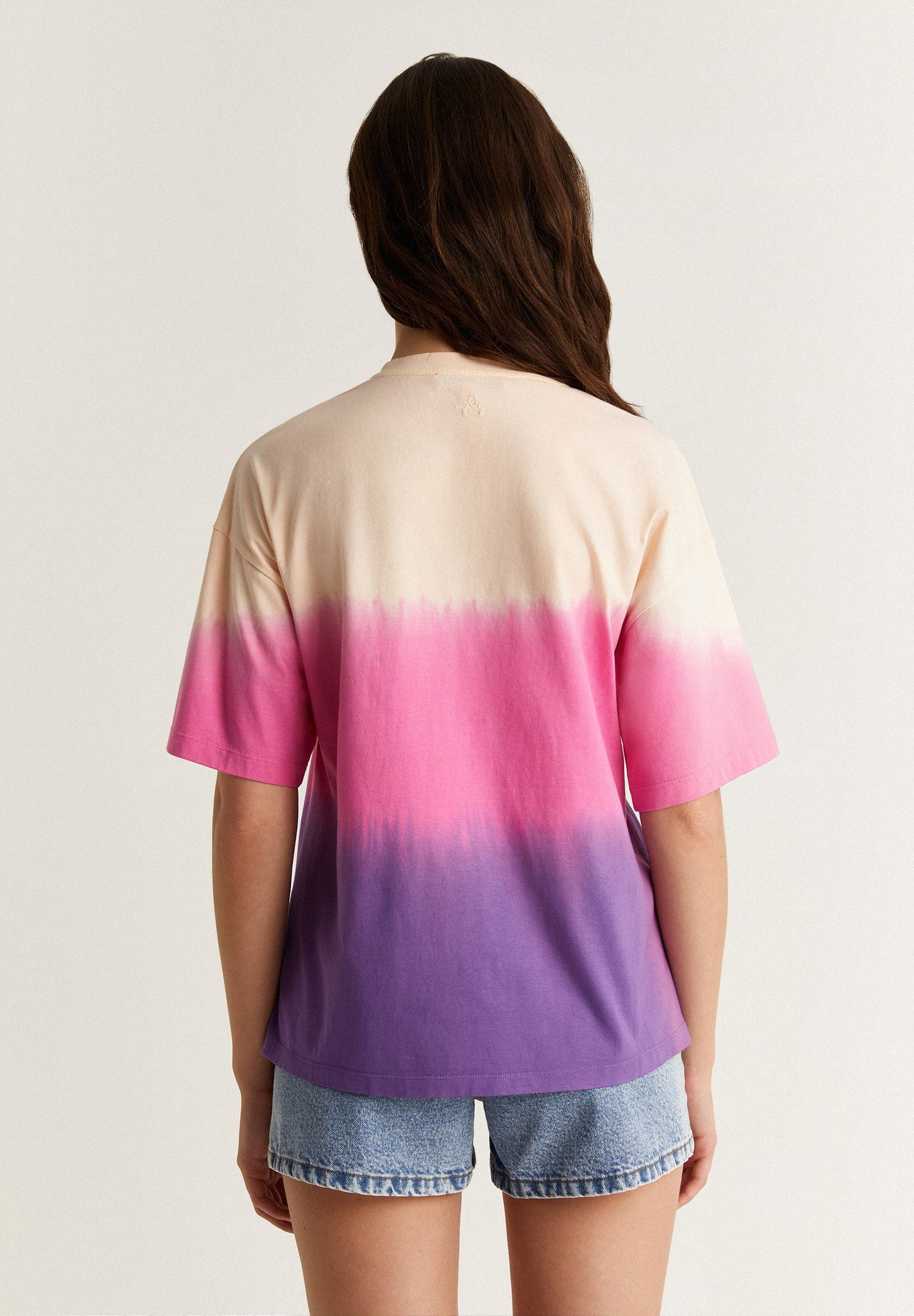 T-SHIRT WITH FRONT BUTTONHOLE DETAIL