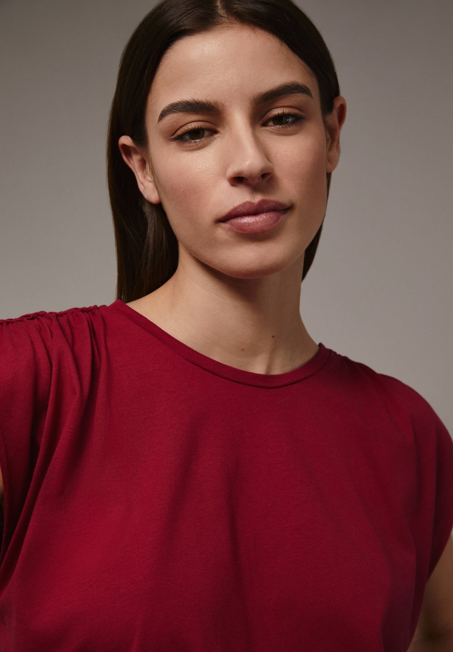 T-SHIRT WITH GATHERED SHOULDER DETAIL