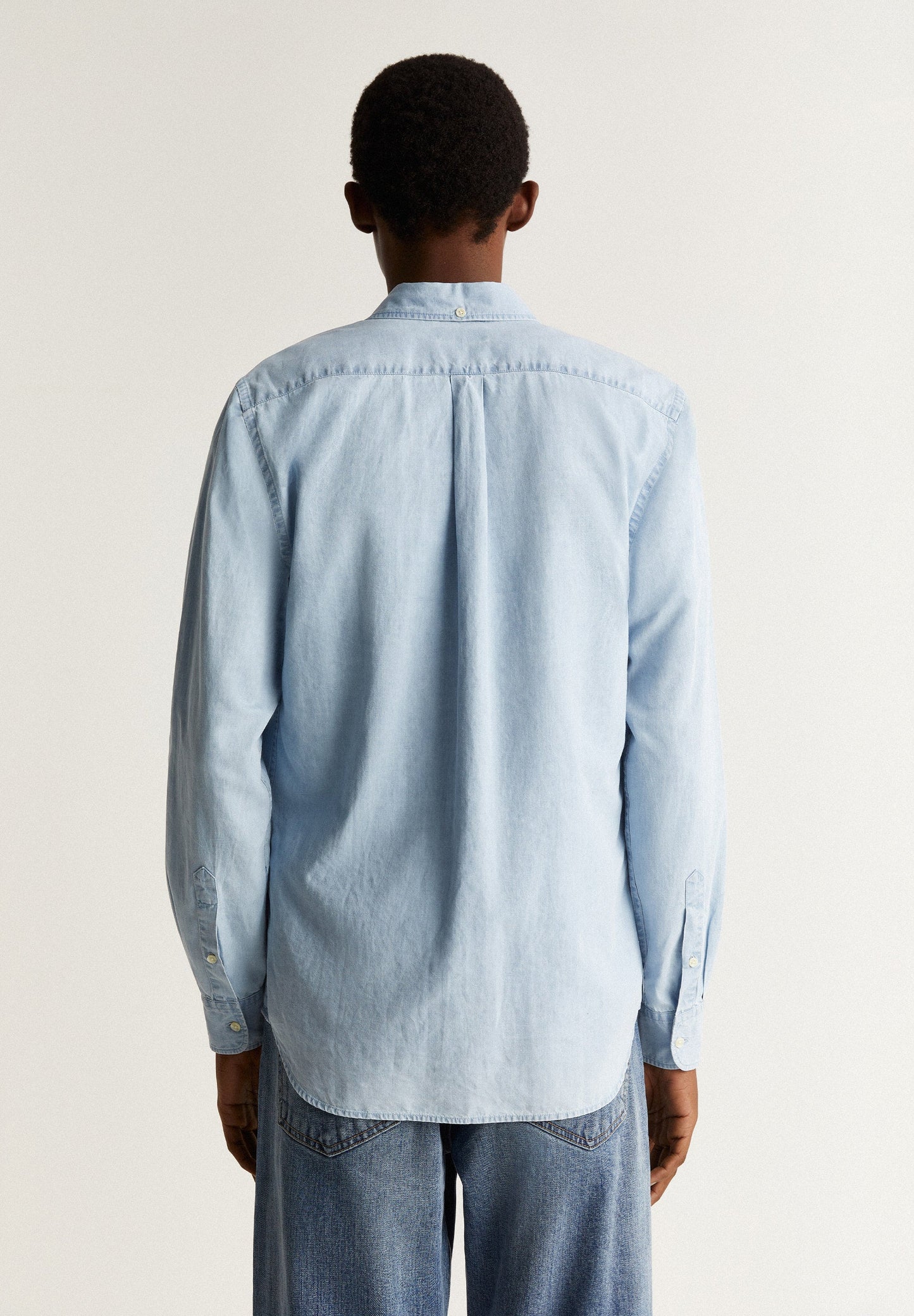 BUTTON-DOWN COLLAR DENIM SHIRT