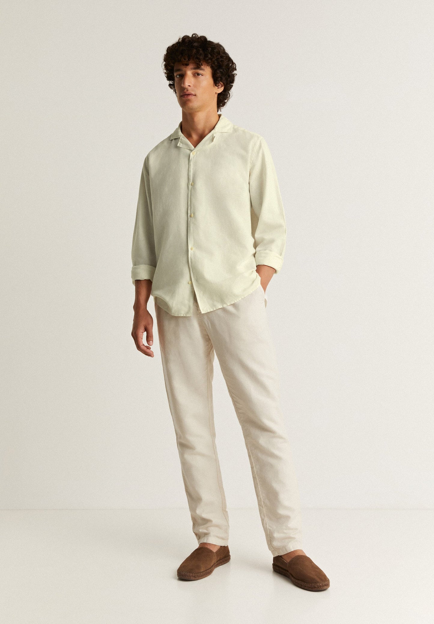 LINEN SHIRT WITH PYJAMA-STYLE COLLAR