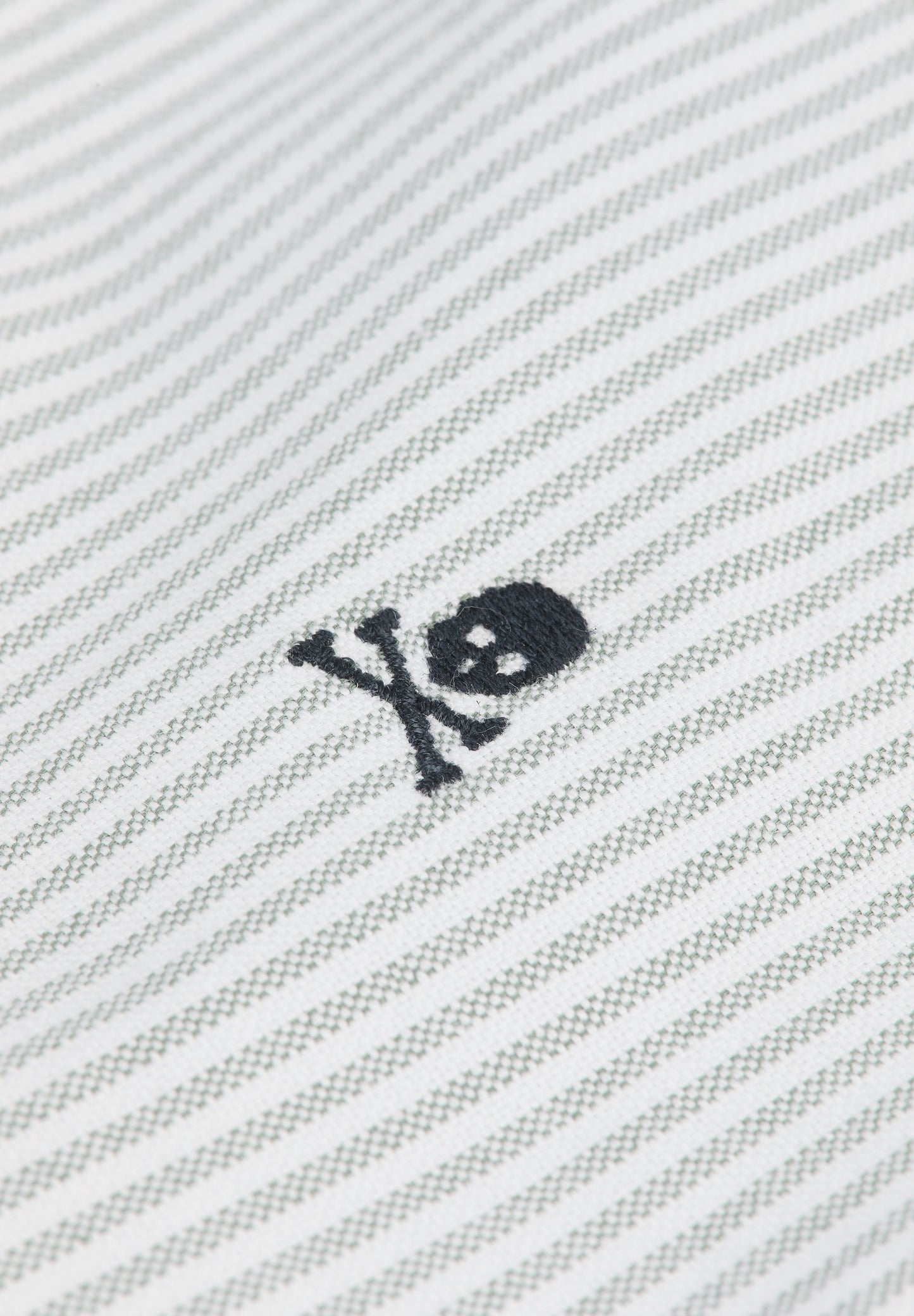 BUTTON COLLAR SKULL SHIRT