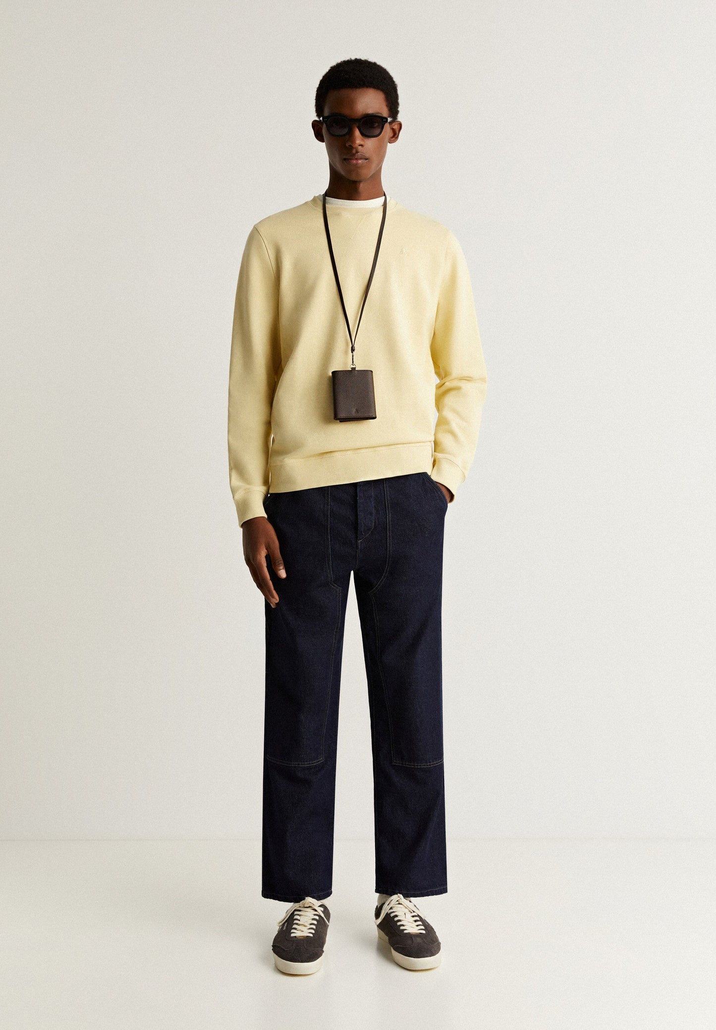 BASIC SKULL SWEATSHIRT