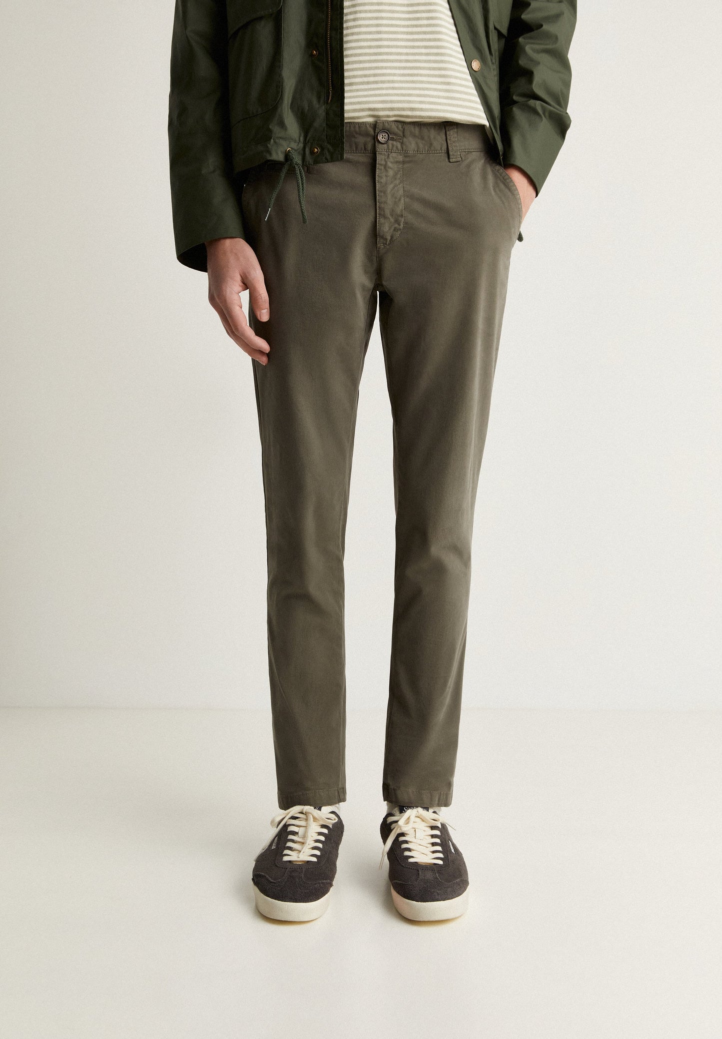 CASUAL CHINO TROUSERS