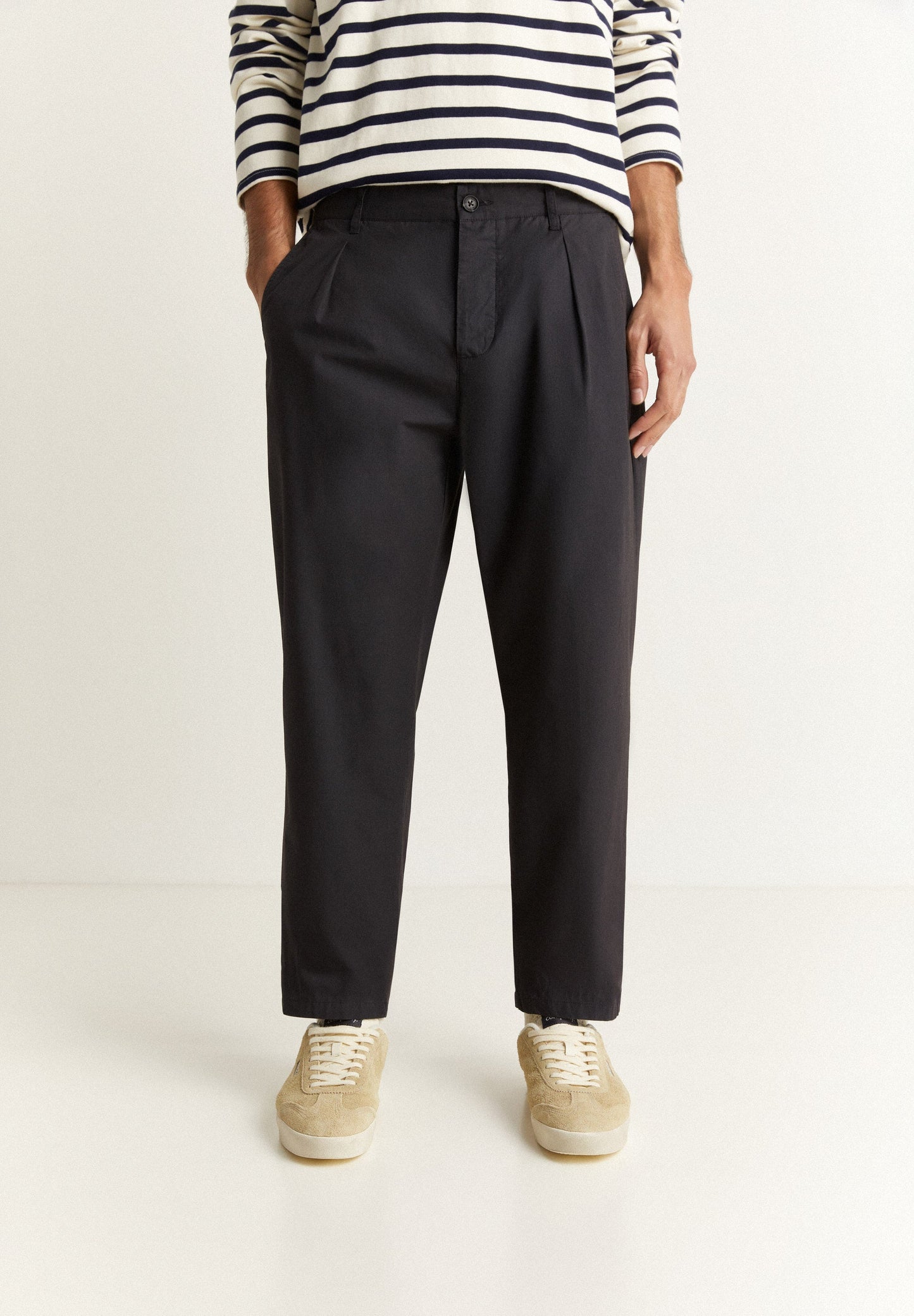 PREMIUM TROUSERS WITH DARTS