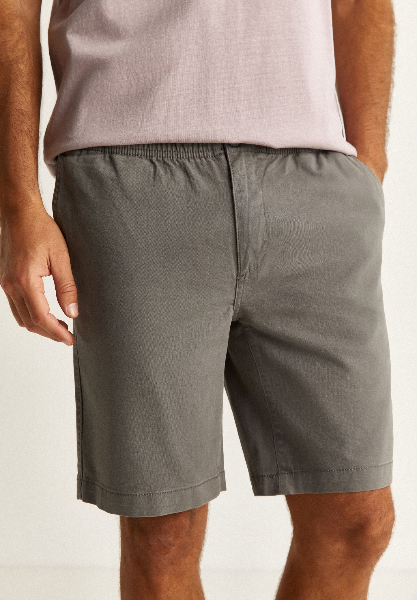 CLASSIC BERMUDA SHORTS