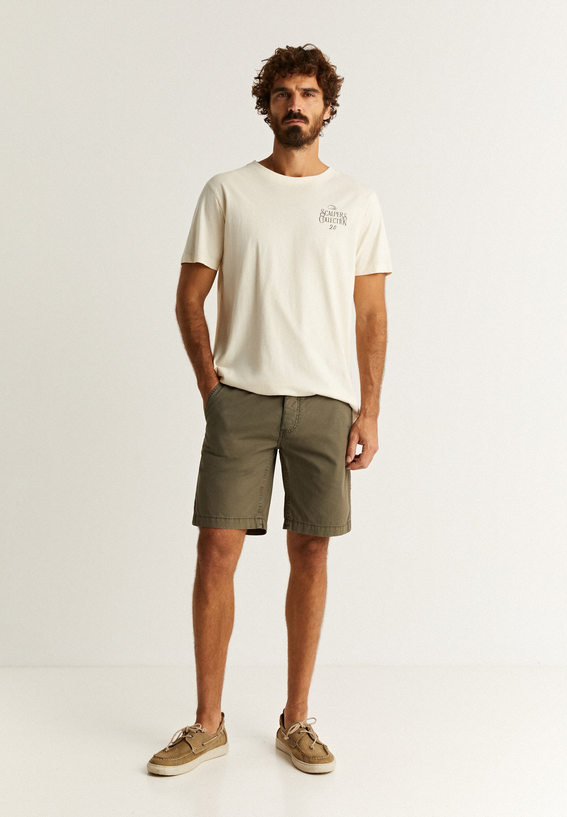 OUTFITTER SHORTS