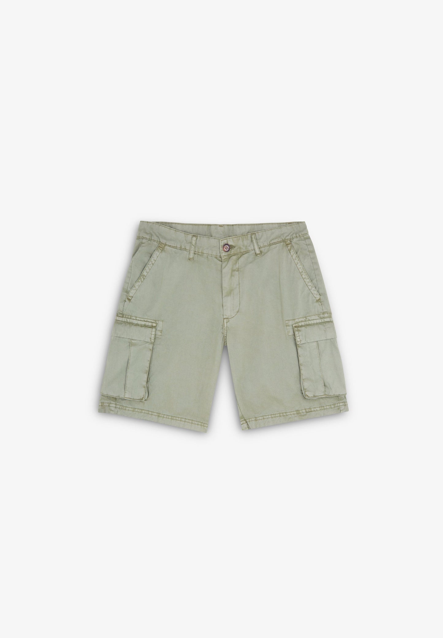CARGO BERMUDA SHORTS WITH POCKETS