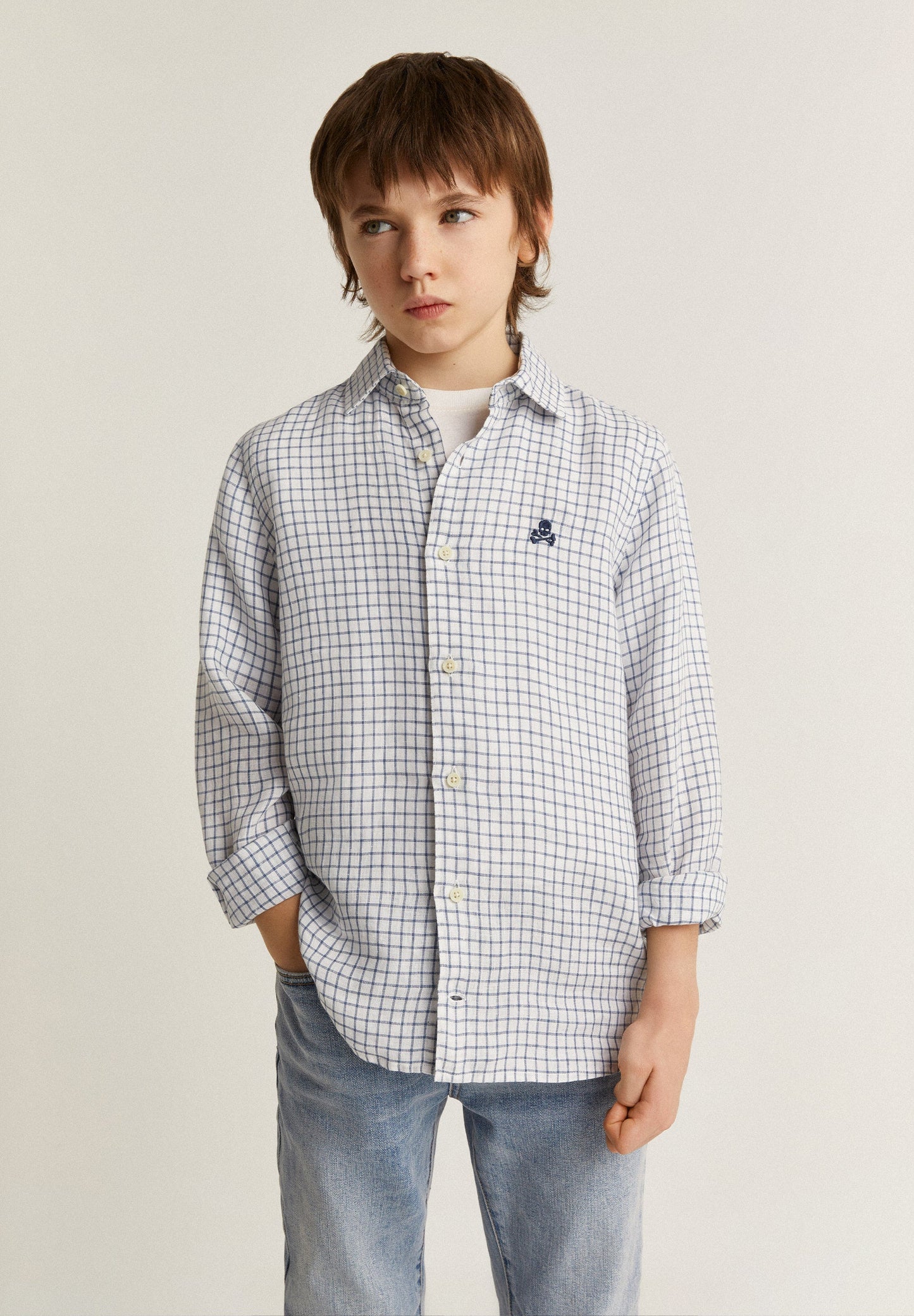 LINEN SHIRT WITH CUTAWAY COLLAR