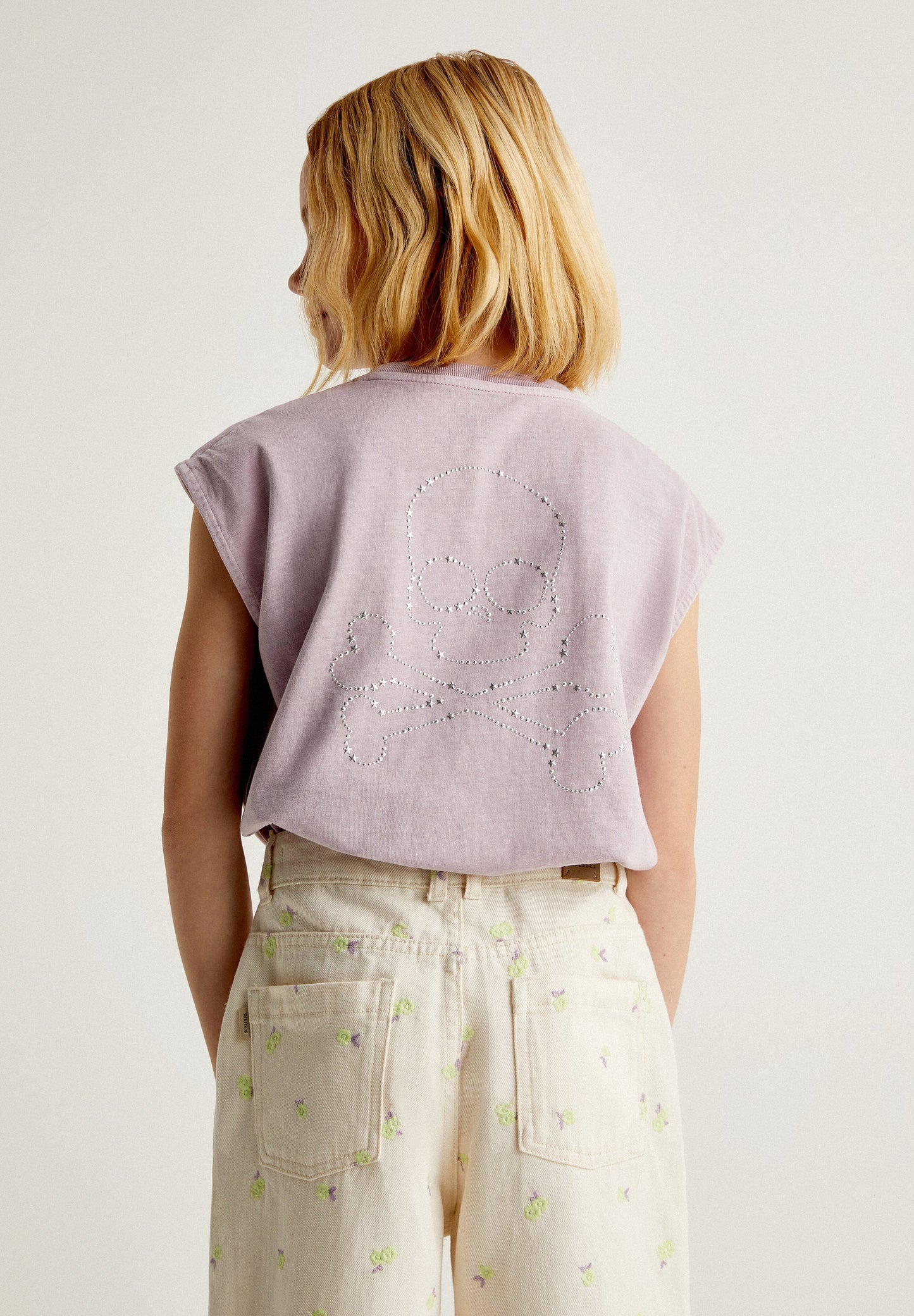 T-SHIRT WITH PLEAT DETAIL