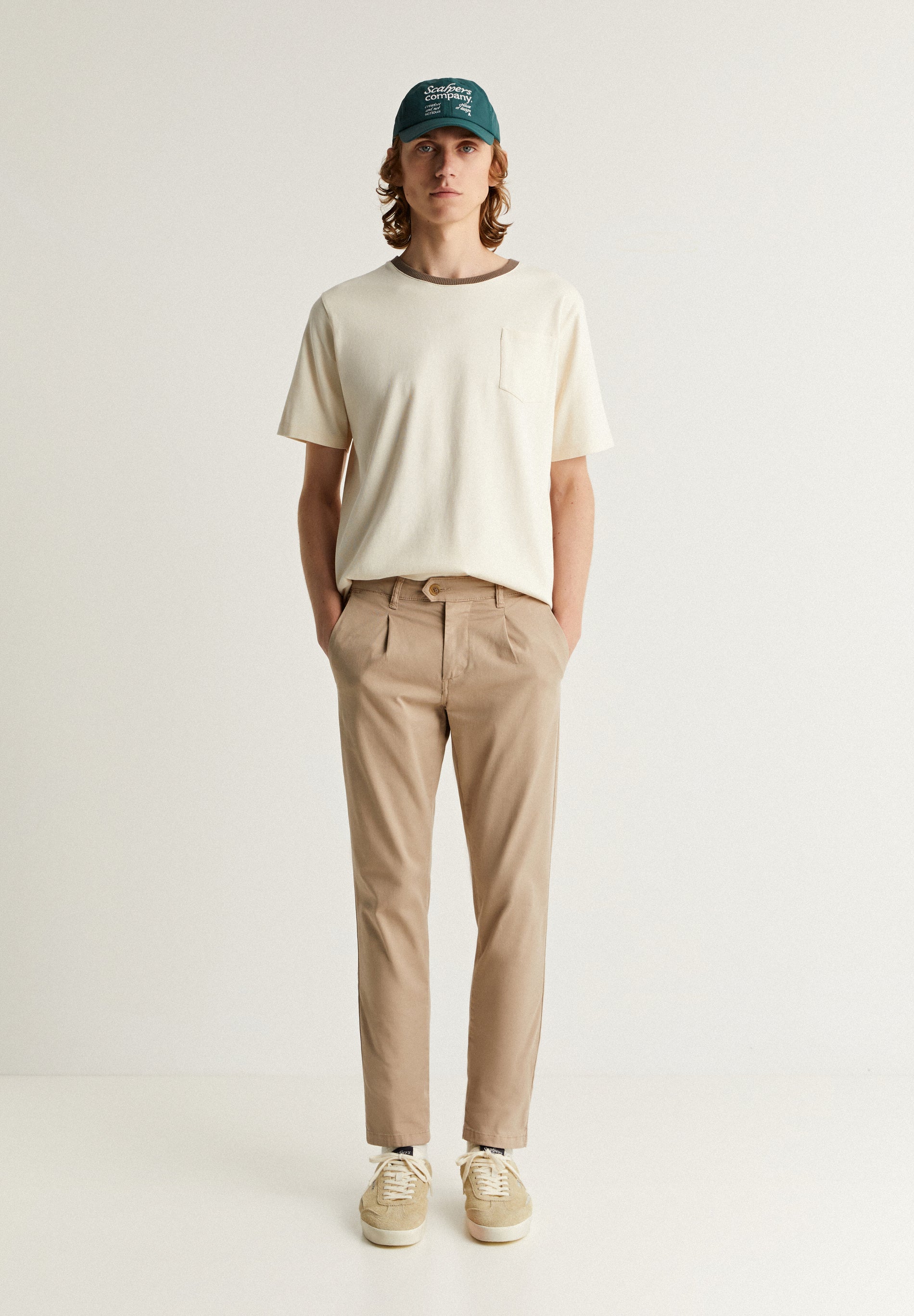 CHINO TROUSERS WITH DARTS