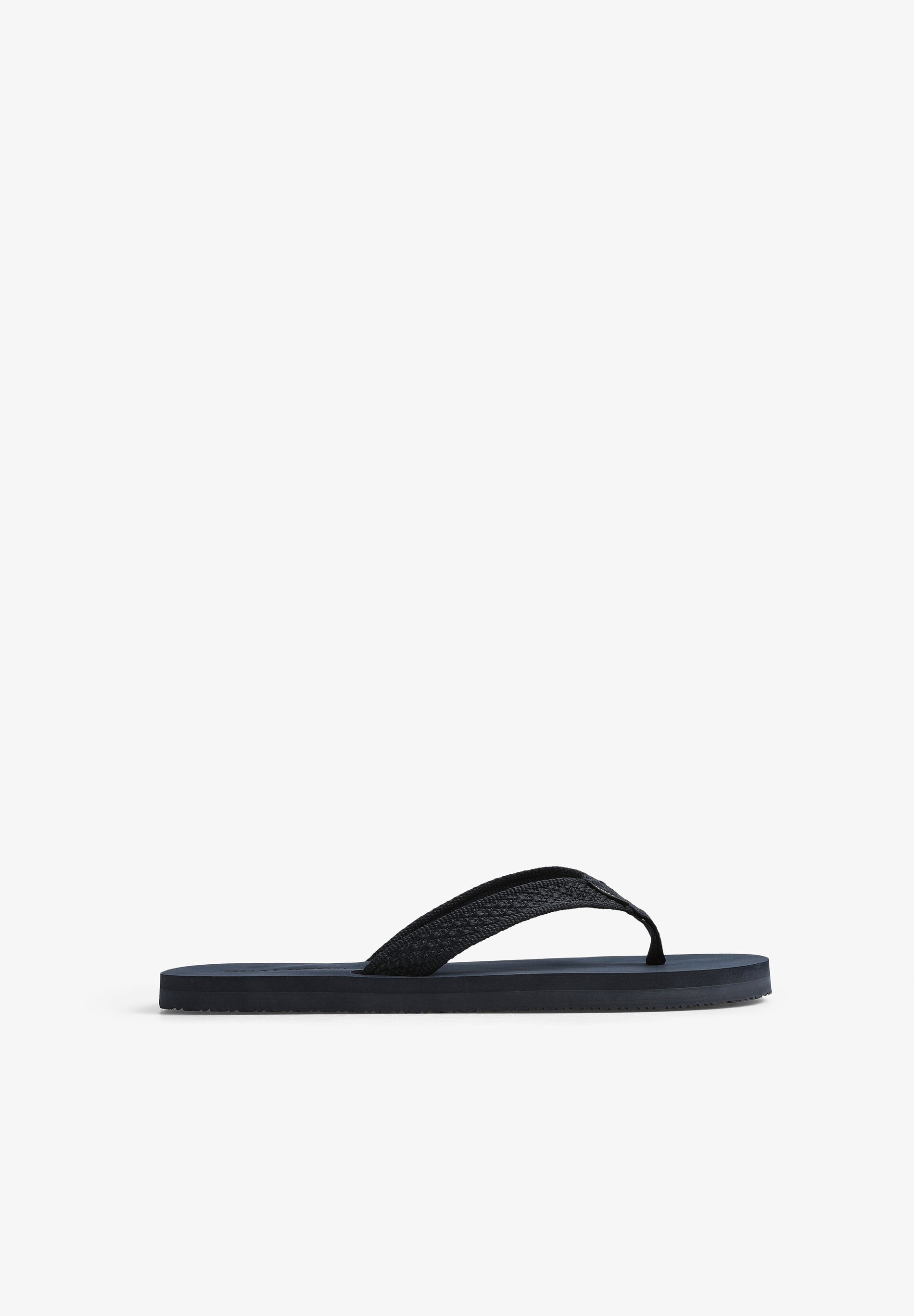 ETHNIC FLIP-FLOPS