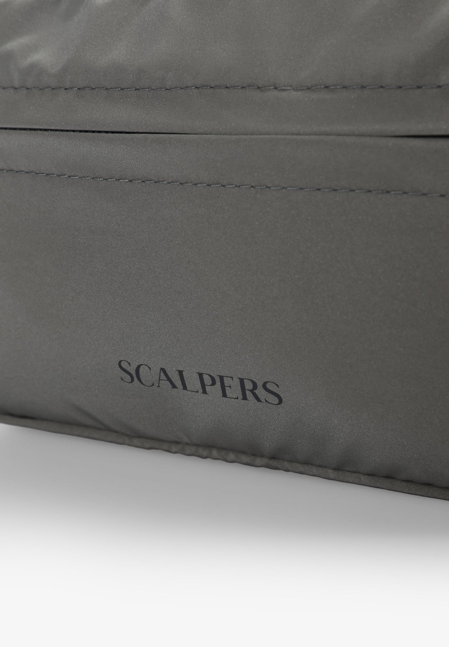 TECHNICAL TOILETRY BAG