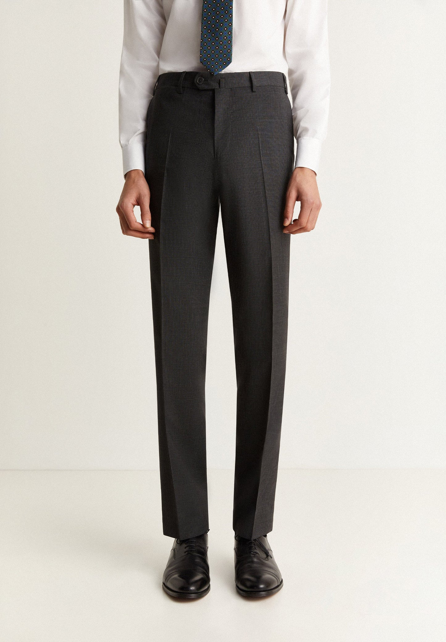 CLASSIC GREY WOOL SUIT