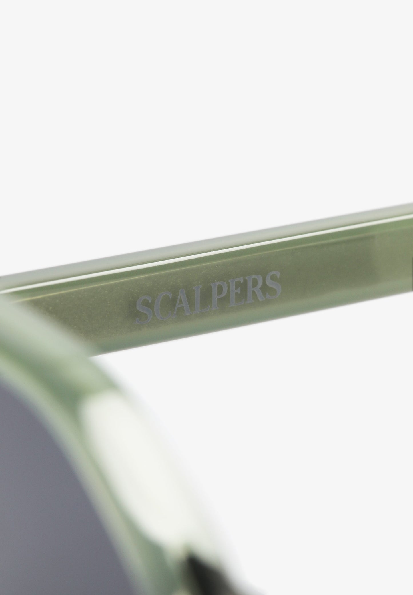 FINE OVAL SUNGLASSES