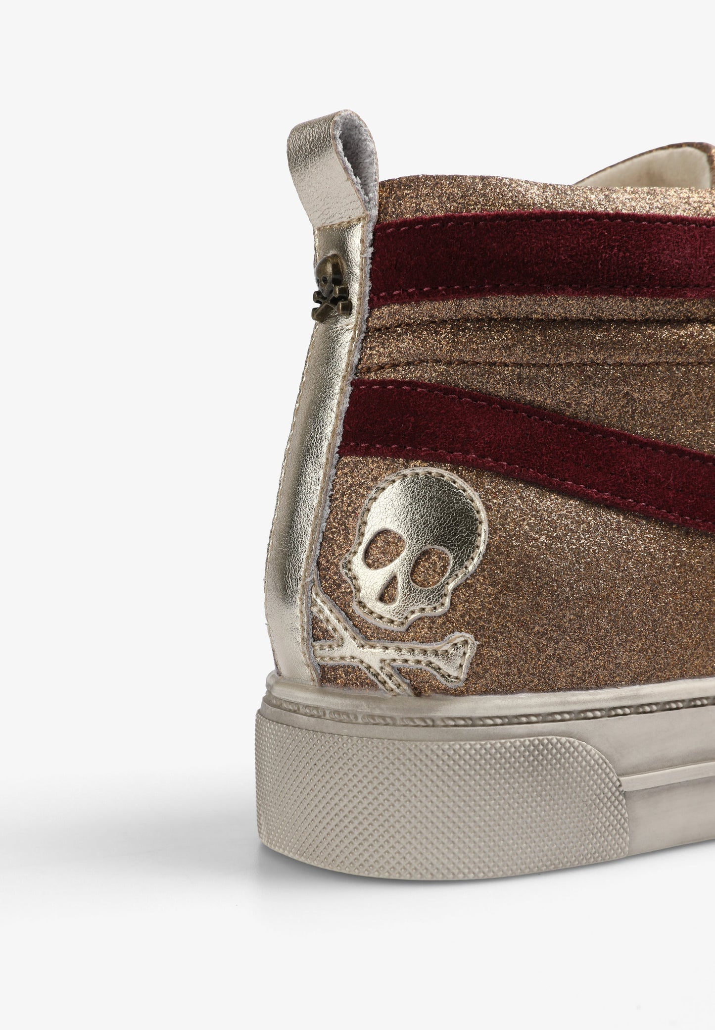 SNEAKERS BOTAS ALTAS TACHUELAS - Scalpers
