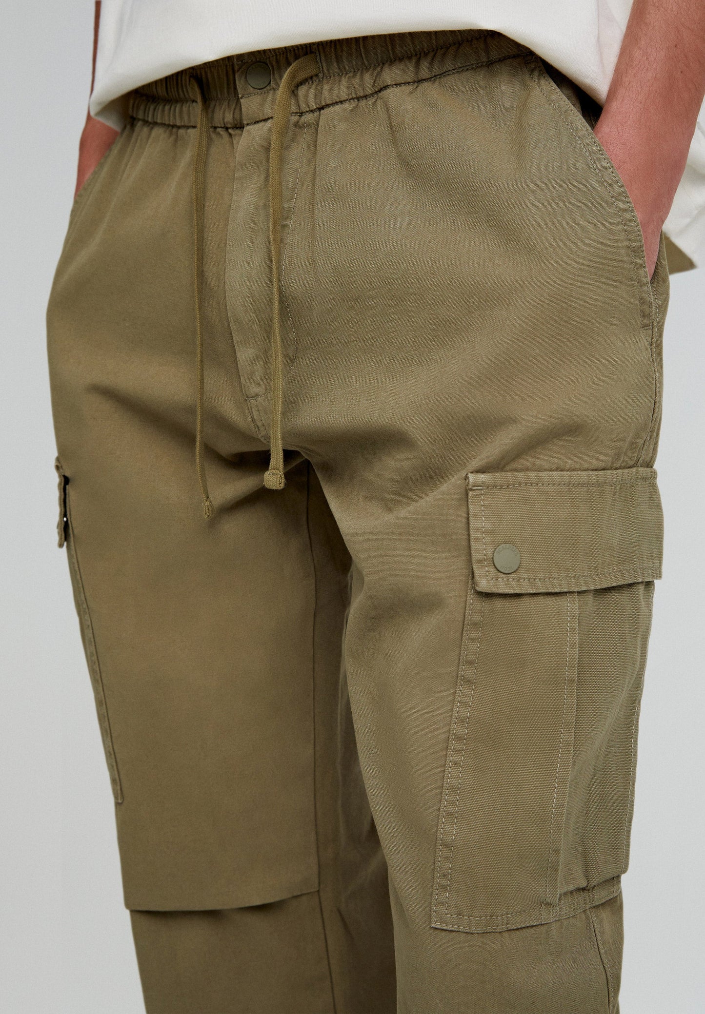 PREMIUM RELAXED CARGO TROUSERS