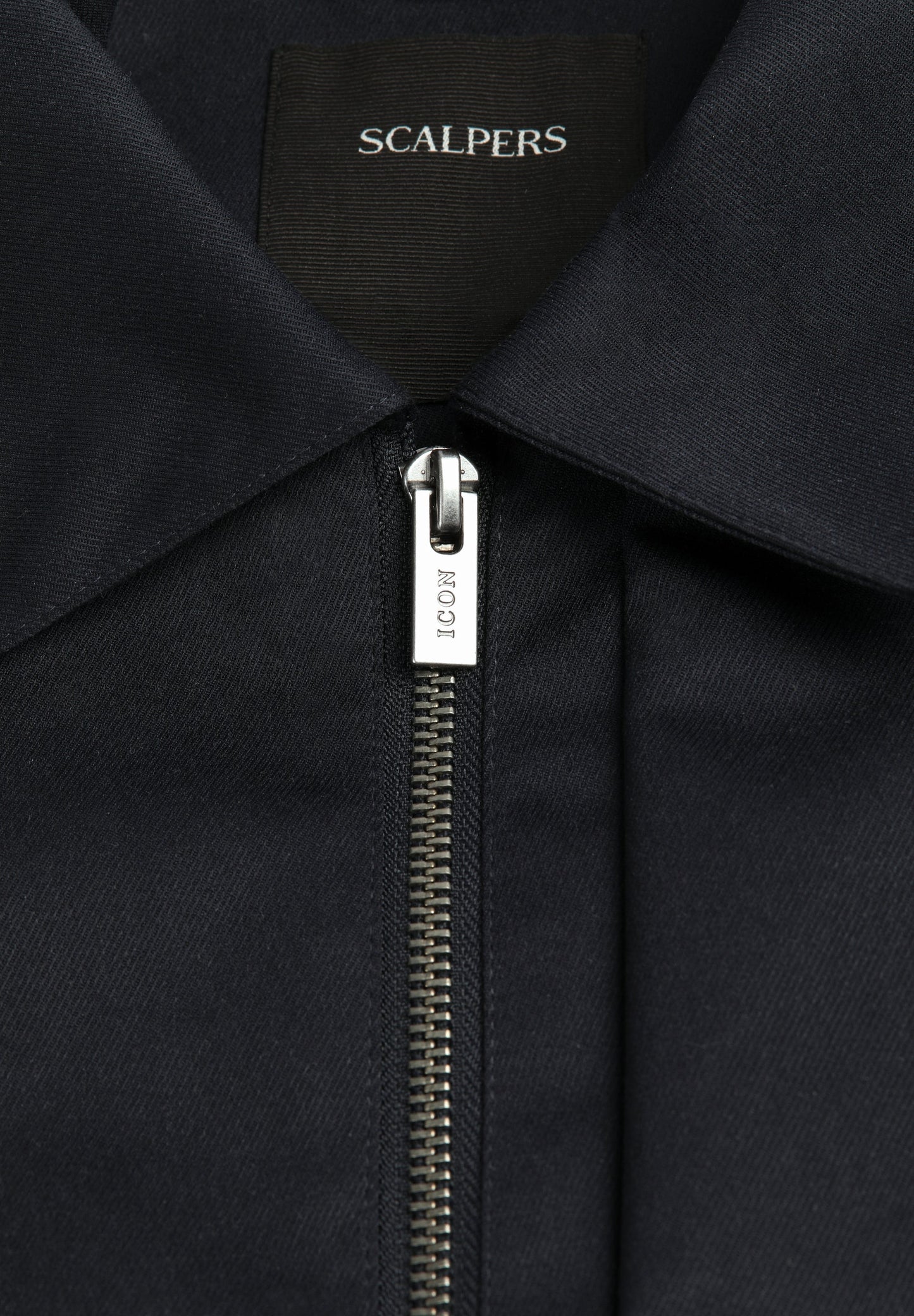 PREMIUM TECHNICAL JACKET